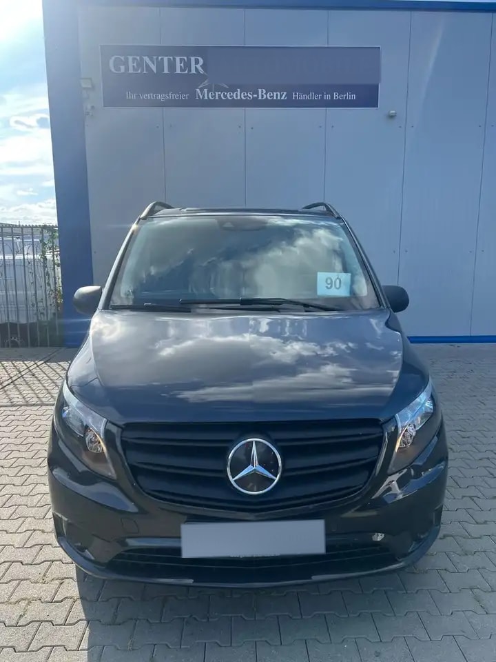 Mercedes-Benz Vito 124 TOURER EXTRALANG 4x4 NAVI KAMERA 8-SITZ 2