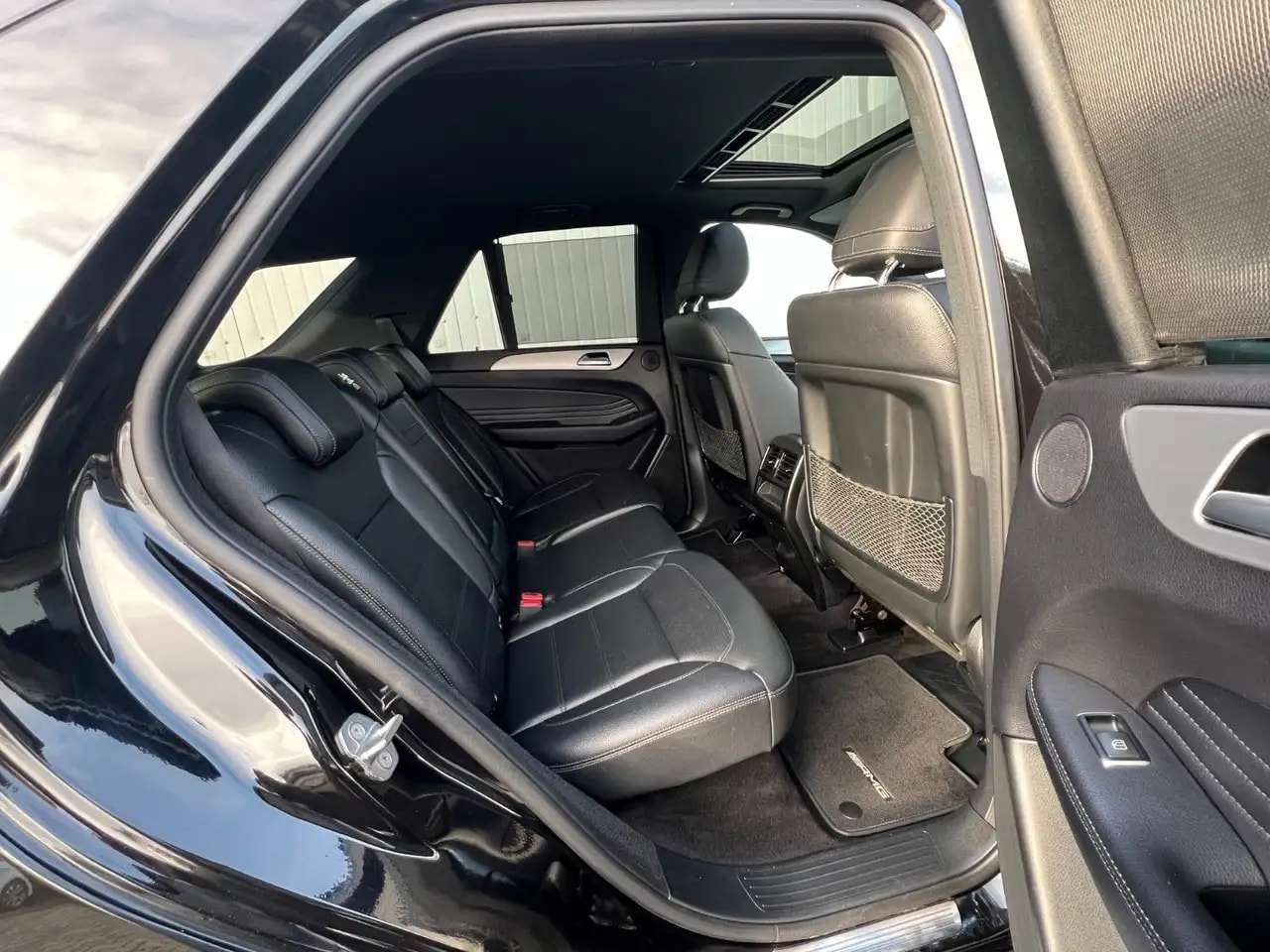 Mercedes-Benz GLE 350 4M AMG-LINE COMAND SCHIEBED. LED KEYLESS 12