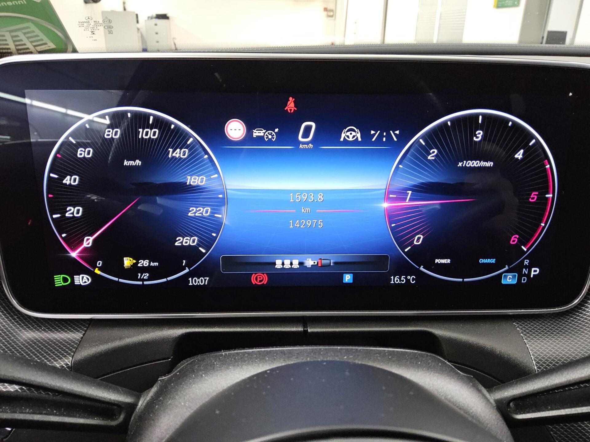Mercedes-Benz C 220 T d AMG-Line Navi Digital Light MBUX 8