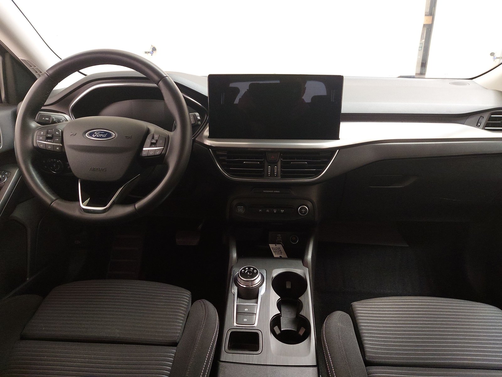 Ford Focus Turnier 1.5 EB Titanium NAVI LED SHZ RFK ACC 13