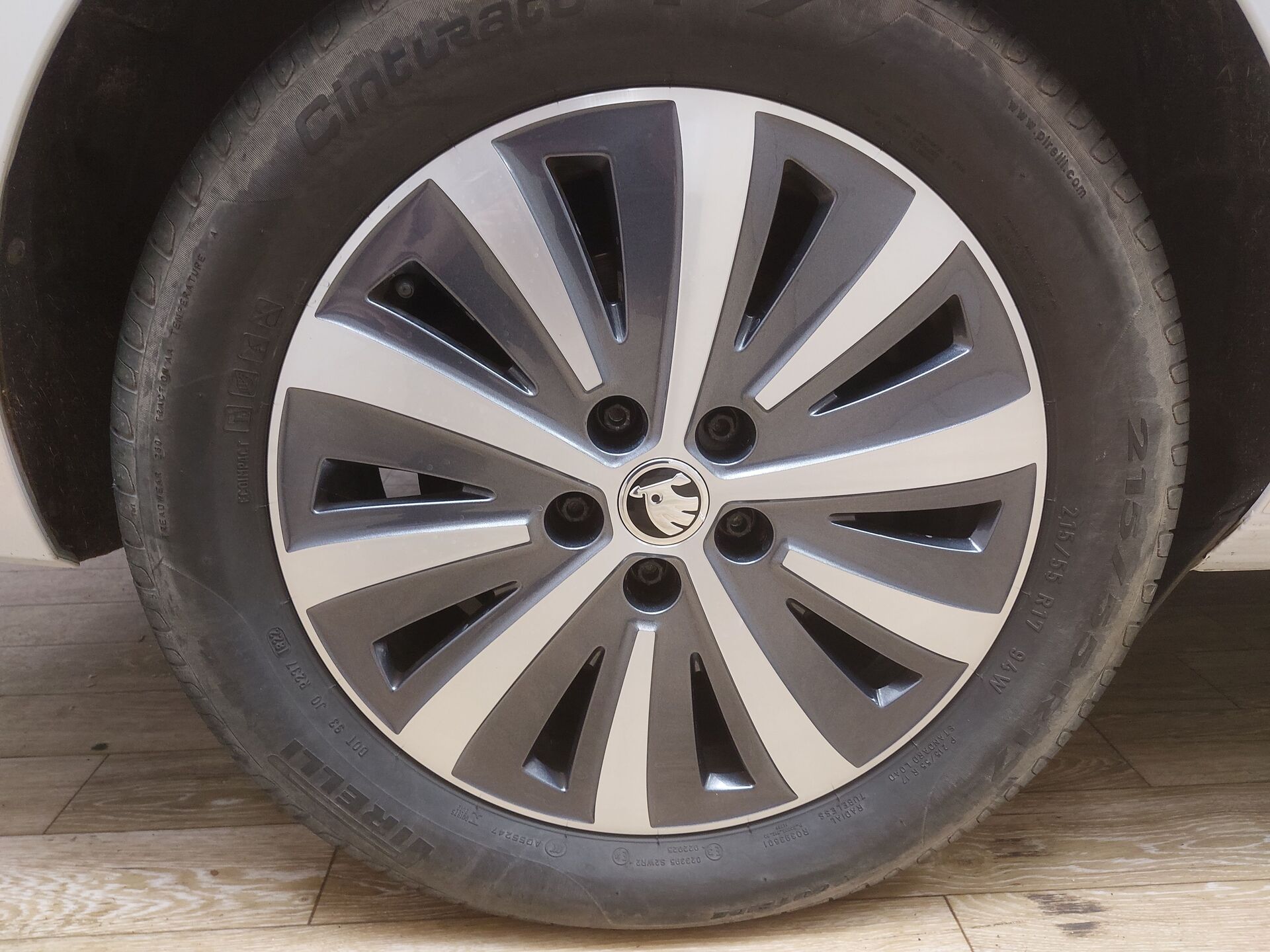 Skoda Superb Kombi 2.0 TDI Ambition NAVI LED DC Sound 11