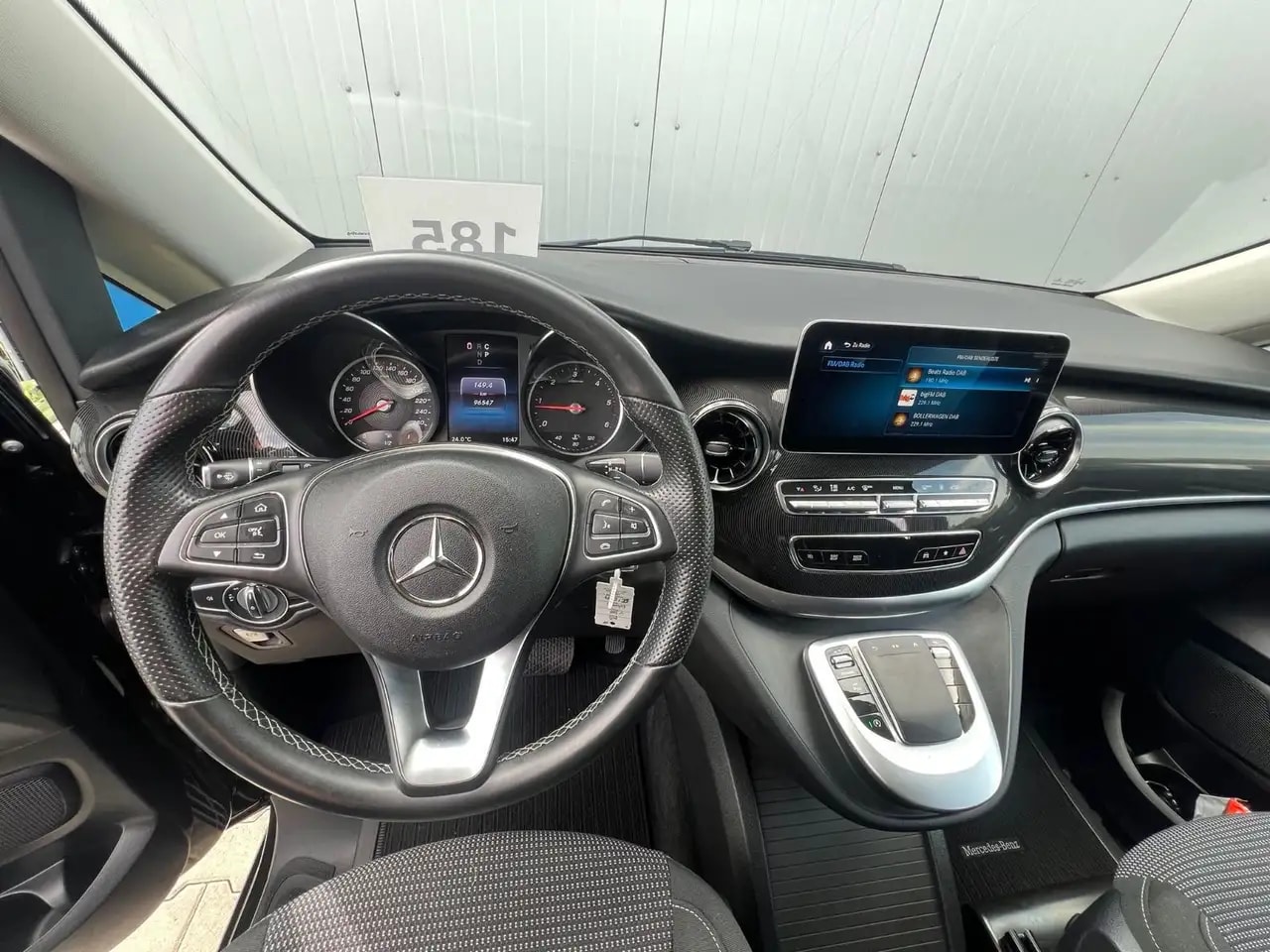 Mercedes-Benz V 220 LANG 9G-TR SPORTPAKET NAVI WEBASTO LED AHK 17