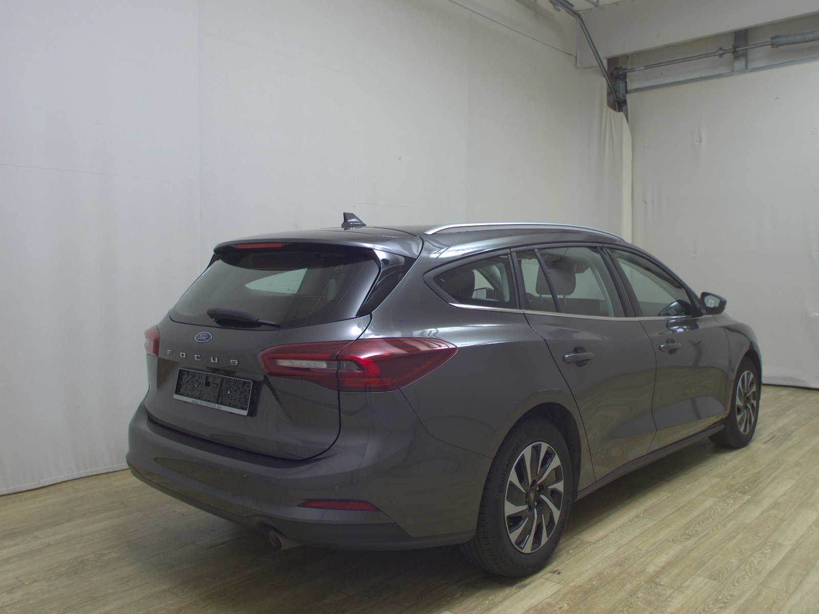 Ford Focus Turnier 1.5 EB Titanium NAVI LED RFK ACC 4
