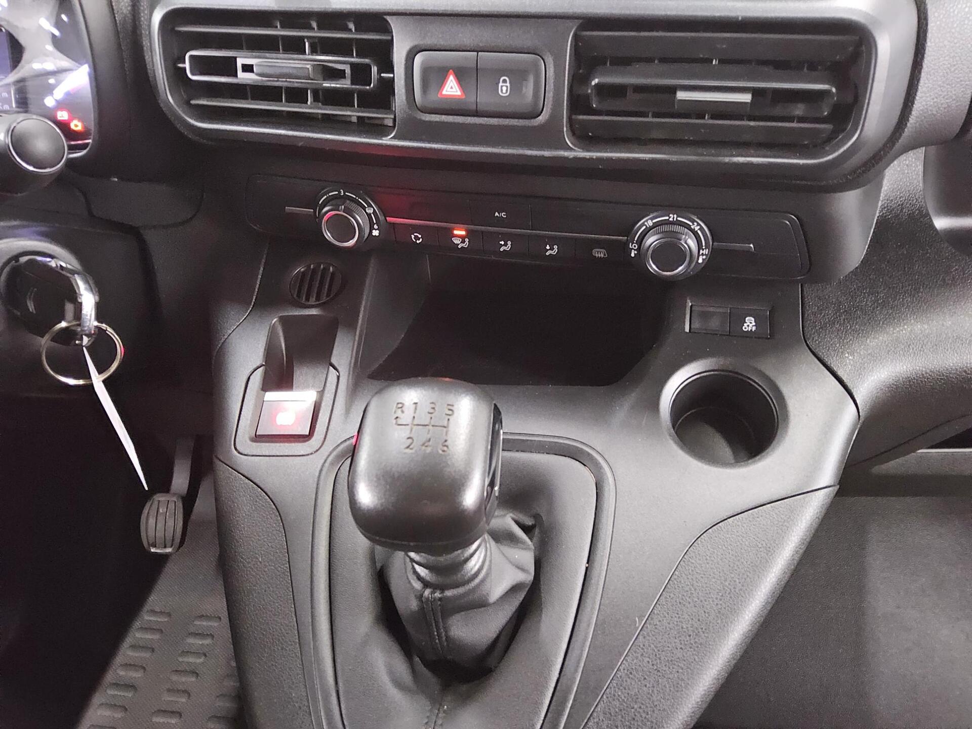 Citroën Berlingo 1.5 BlueHDI Club XL 3-Sitze Klima PDC 6