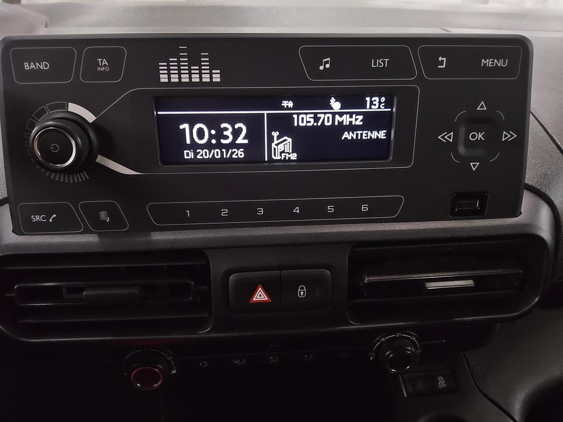 Citroën Berlingo 1.5 BlueHDI Club XL 3-Sitze Klima PDC 7