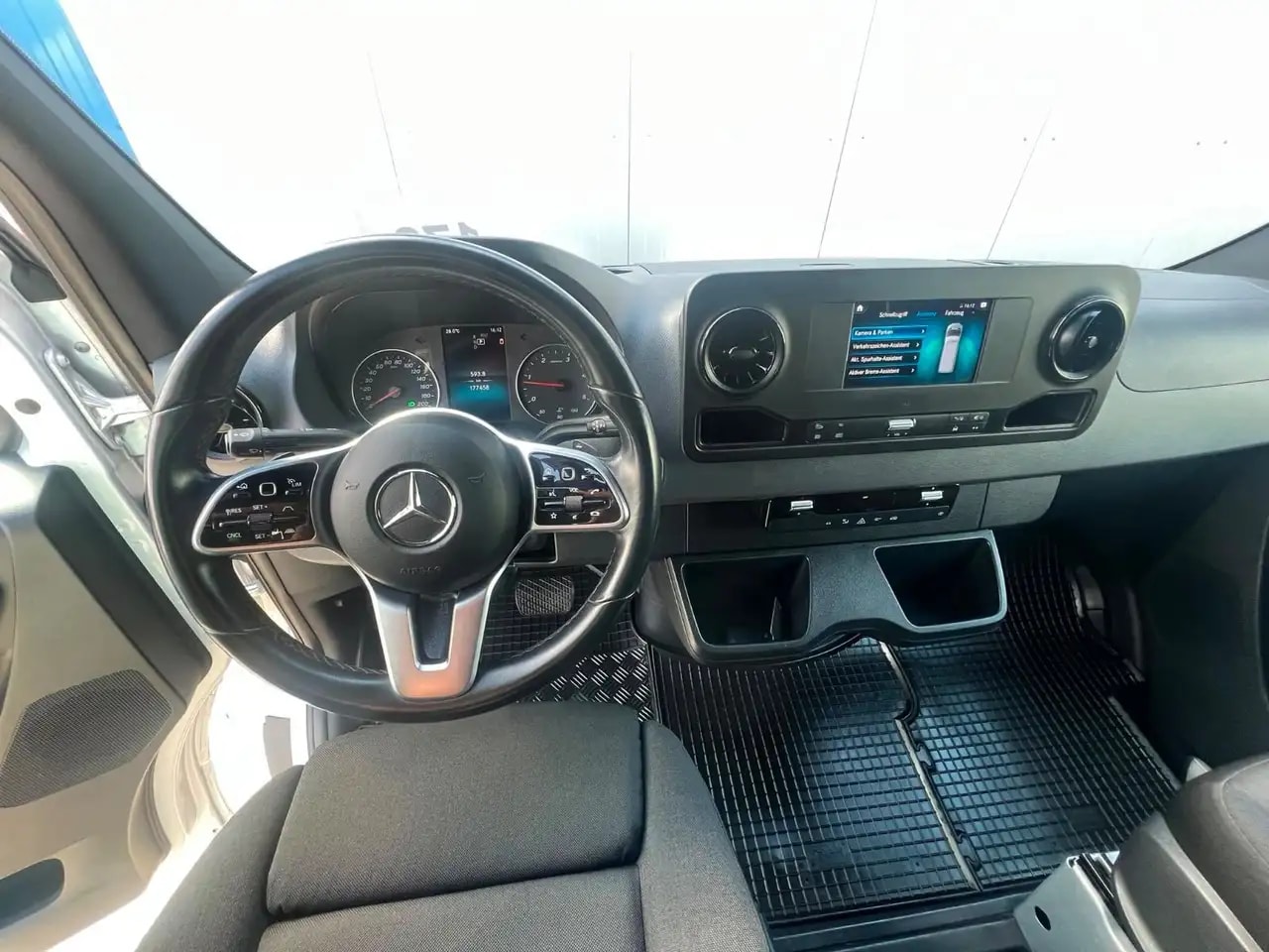 Mercedes-Benz Sprinter 314 AUTOMATIK NAVI TOTWINKEL KAMERA LED 14
