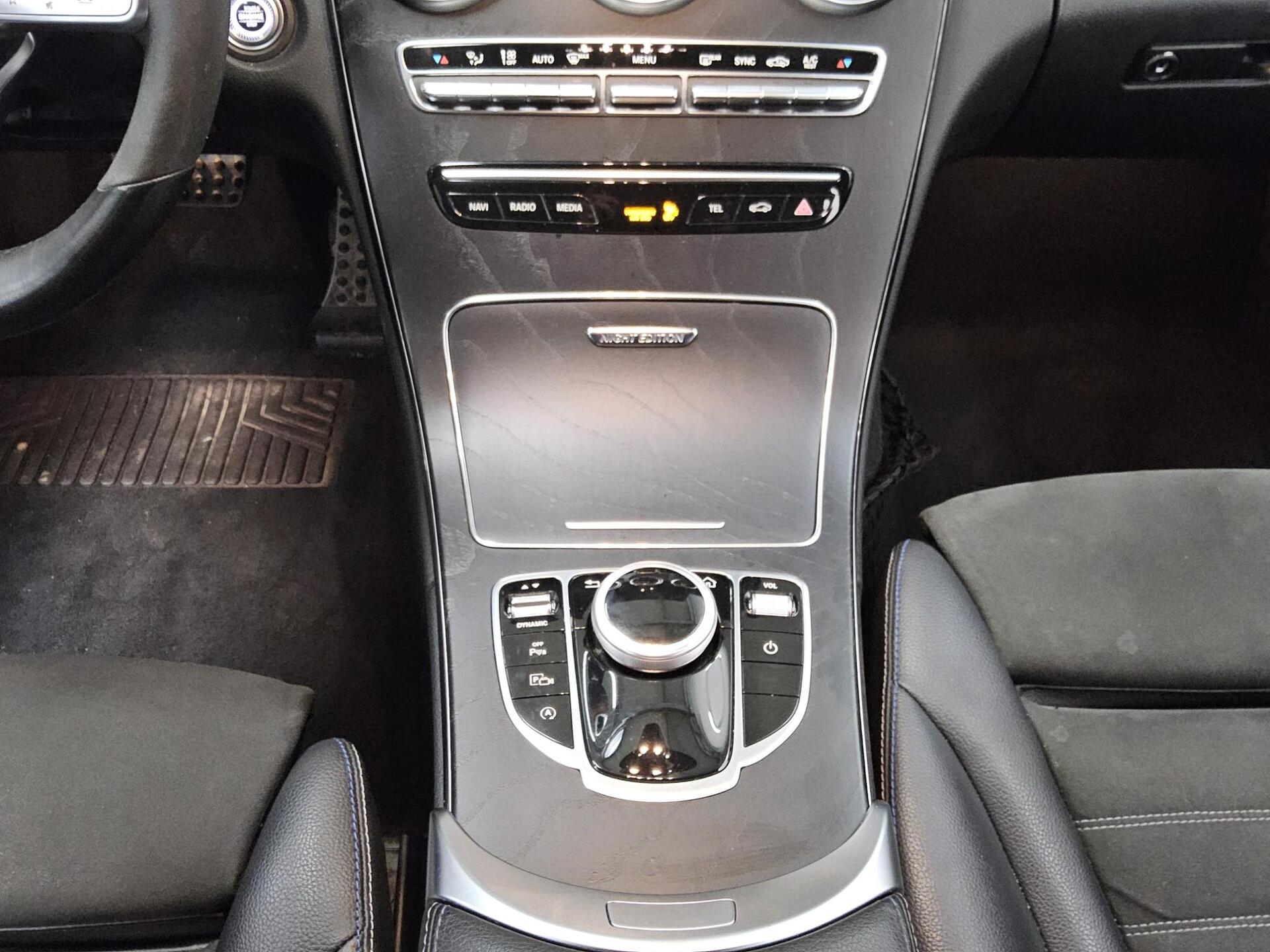 Mercedes-Benz C 220 T d AMG-Line Night Navi LED Widescreen 6