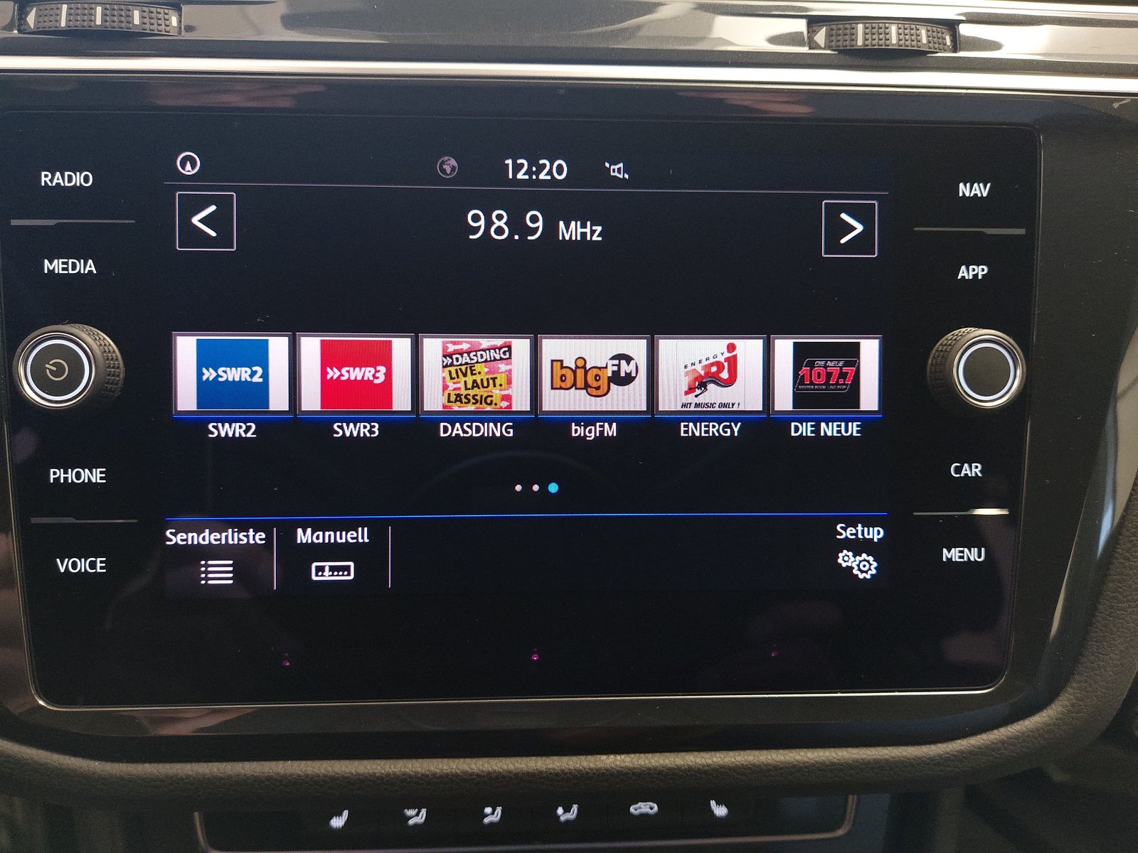 Volkswagen Tiguan 2.0 TDI R-Line Navi Shz RFK AID LED 7