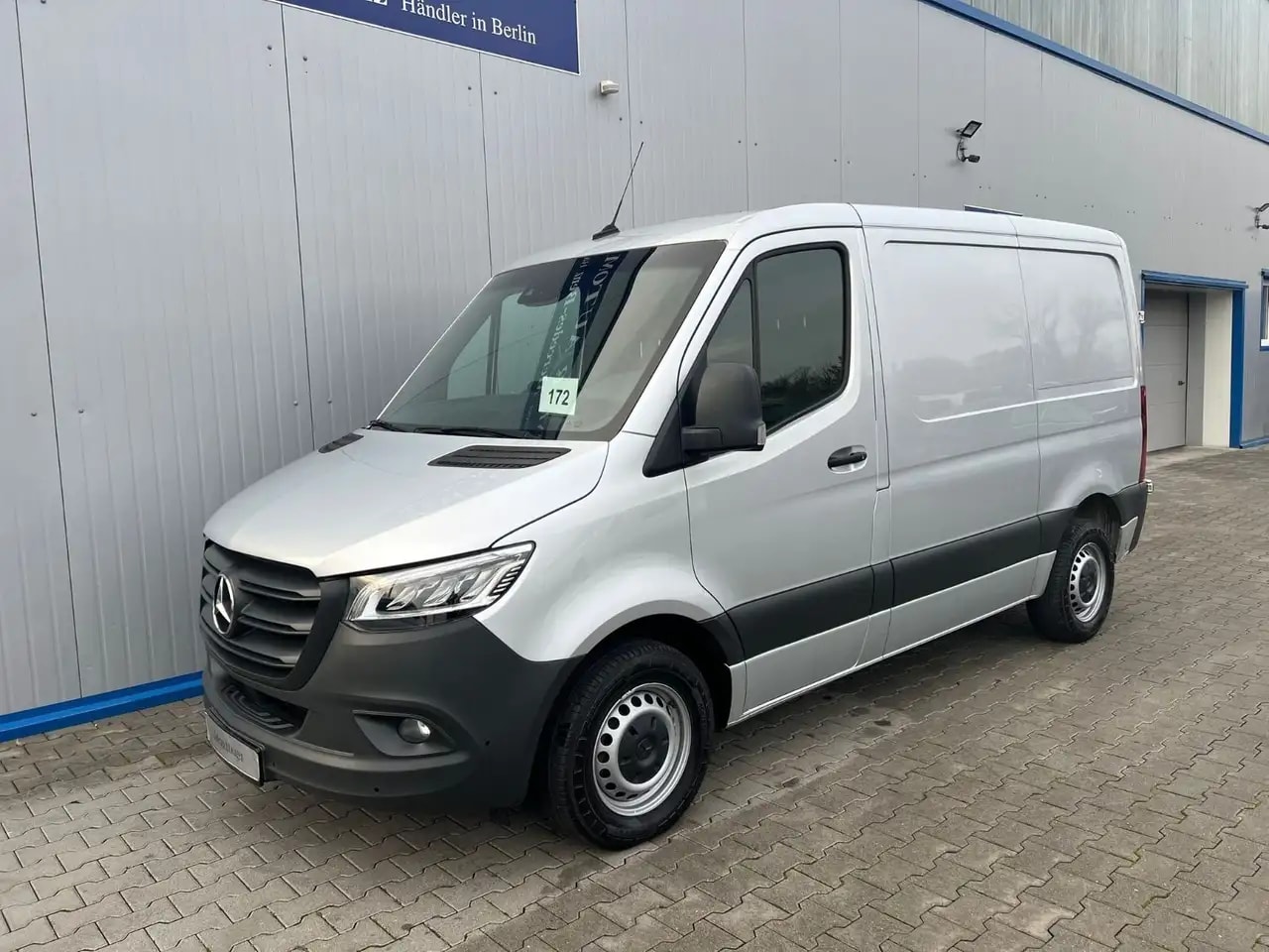 Mercedes-Benz Sprinter 314 AUTOMATIK NAVI TOTWINKEL KAMERA LED