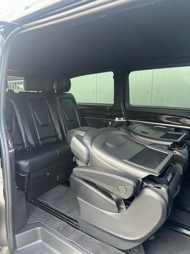 Mercedes-Benz V 300 LANG 4M LIEGEPAKET WEBASTO LED 3x EL.TÜREN 17