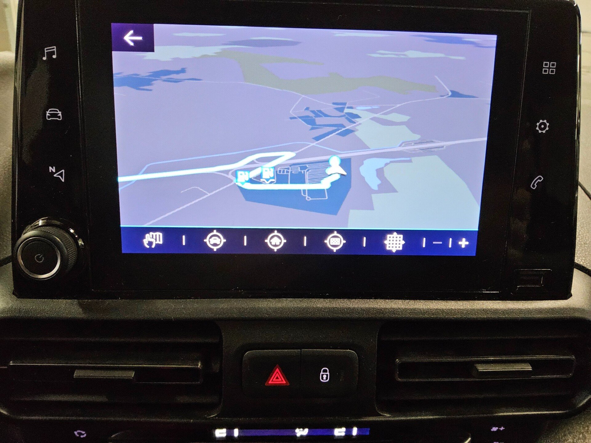 Citroën Berlingo 1.2 PureTech Shine Navi AHK RFK SHZ 7
