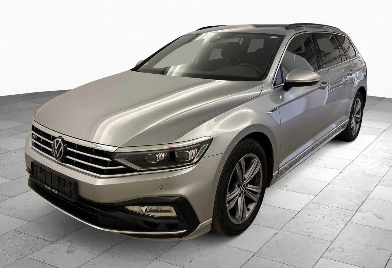Volkswagen Passat R Line Matrix*ACC*H&K*AHK*Massag*Kamera 3