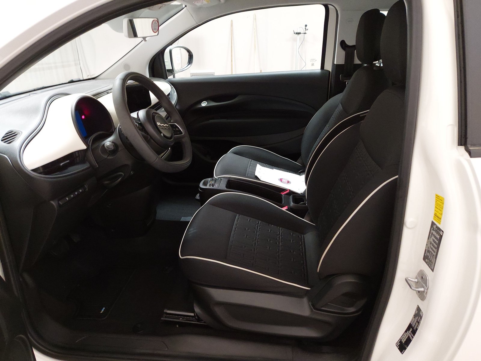 Fiat 500 NAVI CARPLAY KLIMAAUT LED AMBIENTE 6