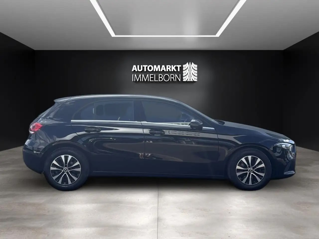 Mercedes-Benz A 180 d Kamera*LED*Navi*DAB*MBUX*TeilLeder*1Hand 11