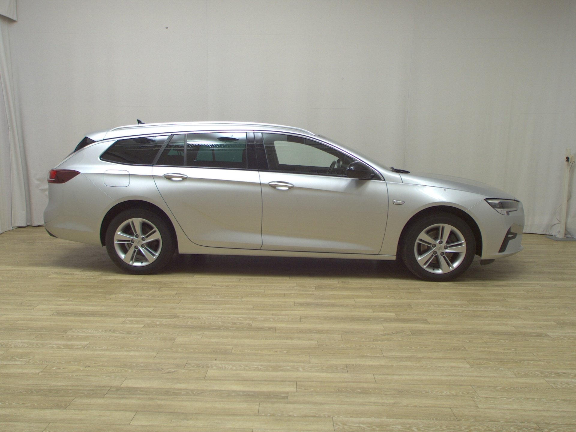 Opel Insignia ST 1.5 D Business Ed. Navi LED AHK PDC