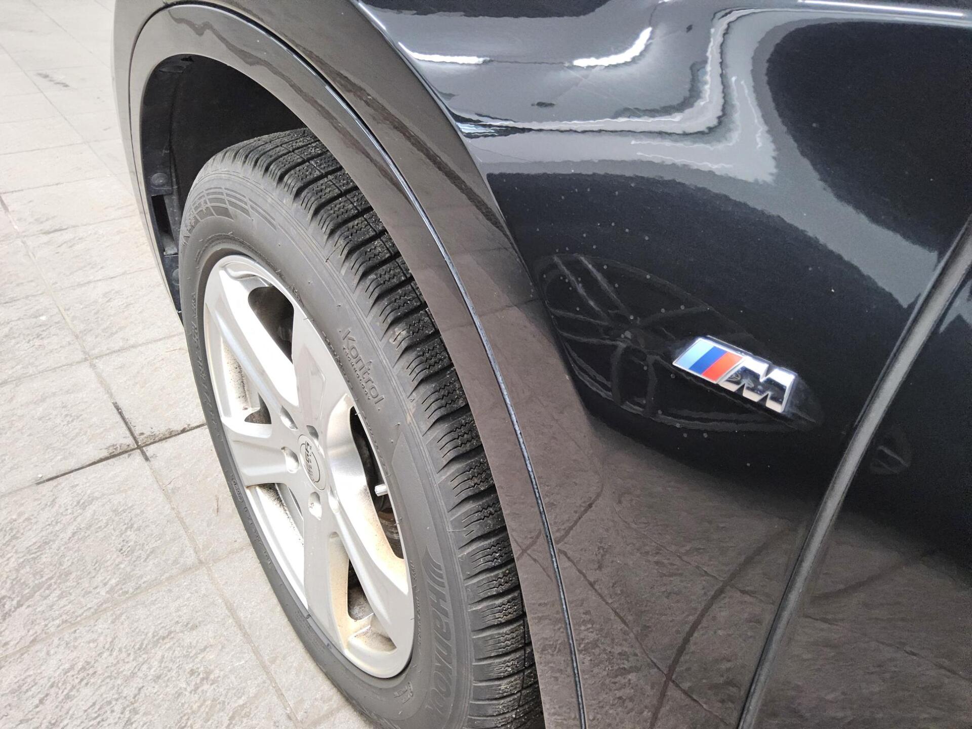 BMW X1 sDrive18d M-Sport AHK Navi LED ACC DAB 11