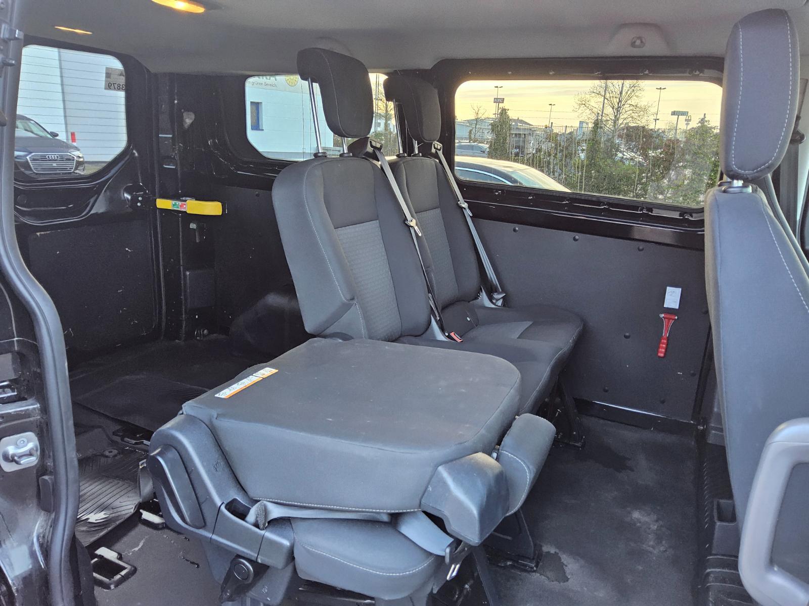 Ford Transit Custom 2.0 TDCi Trend L1 5-Sitze Navi 12