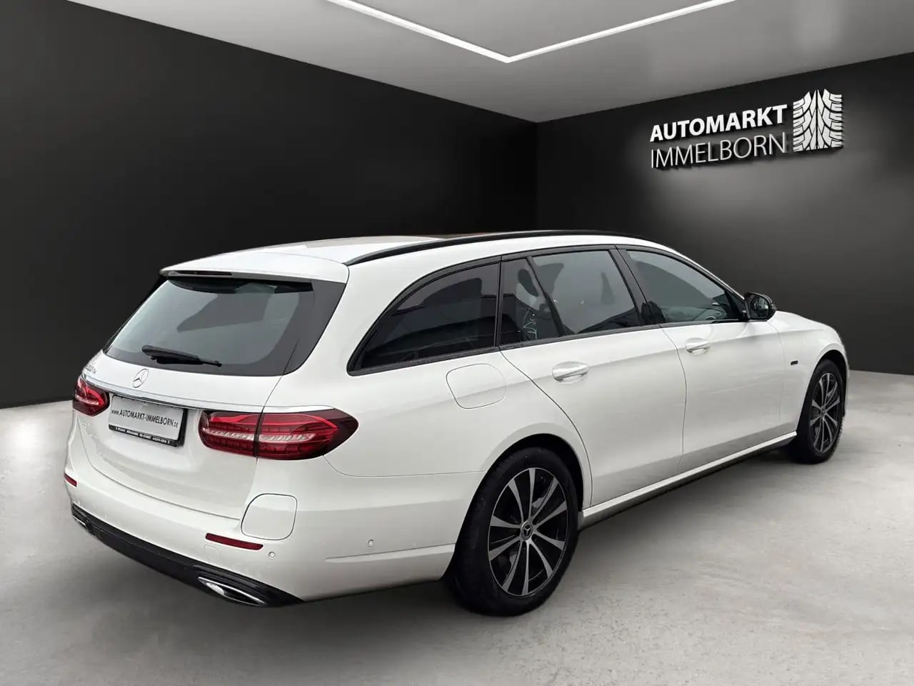 Mercedes-Benz E 300 de 360*Memory*AHK*Distro*Pano*Mube*SOH 92% 5