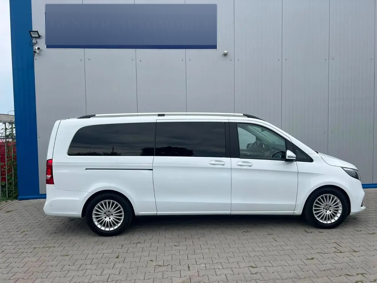 Mercedes-Benz V 220 EXTRALANG 9G NAVI KAMERA EL.TÜREN 7-SITZER 5