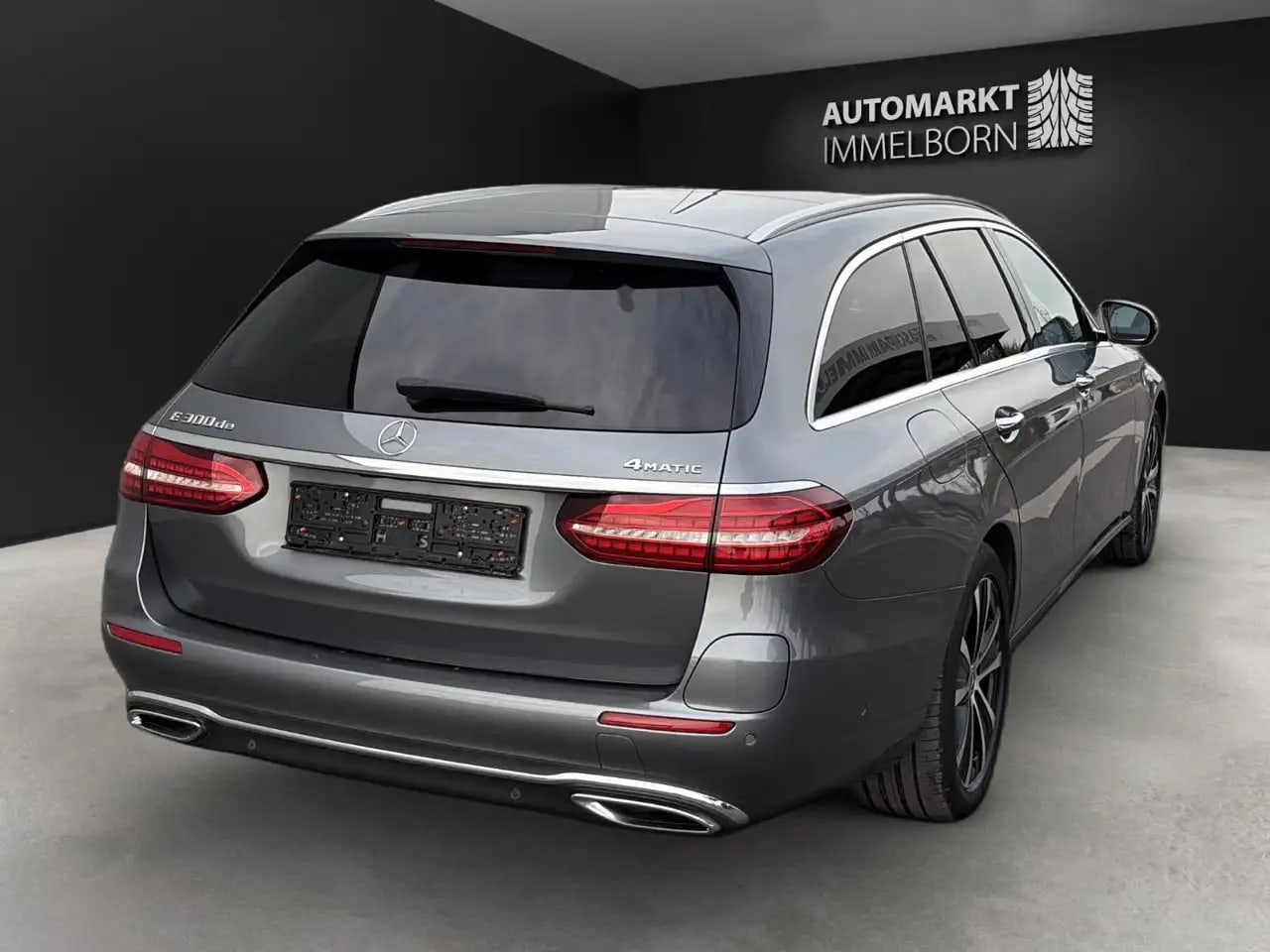 Mercedes-Benz E 300 de ALLRAD Pano*360*Distro*VollLed*SOH 95%* 7