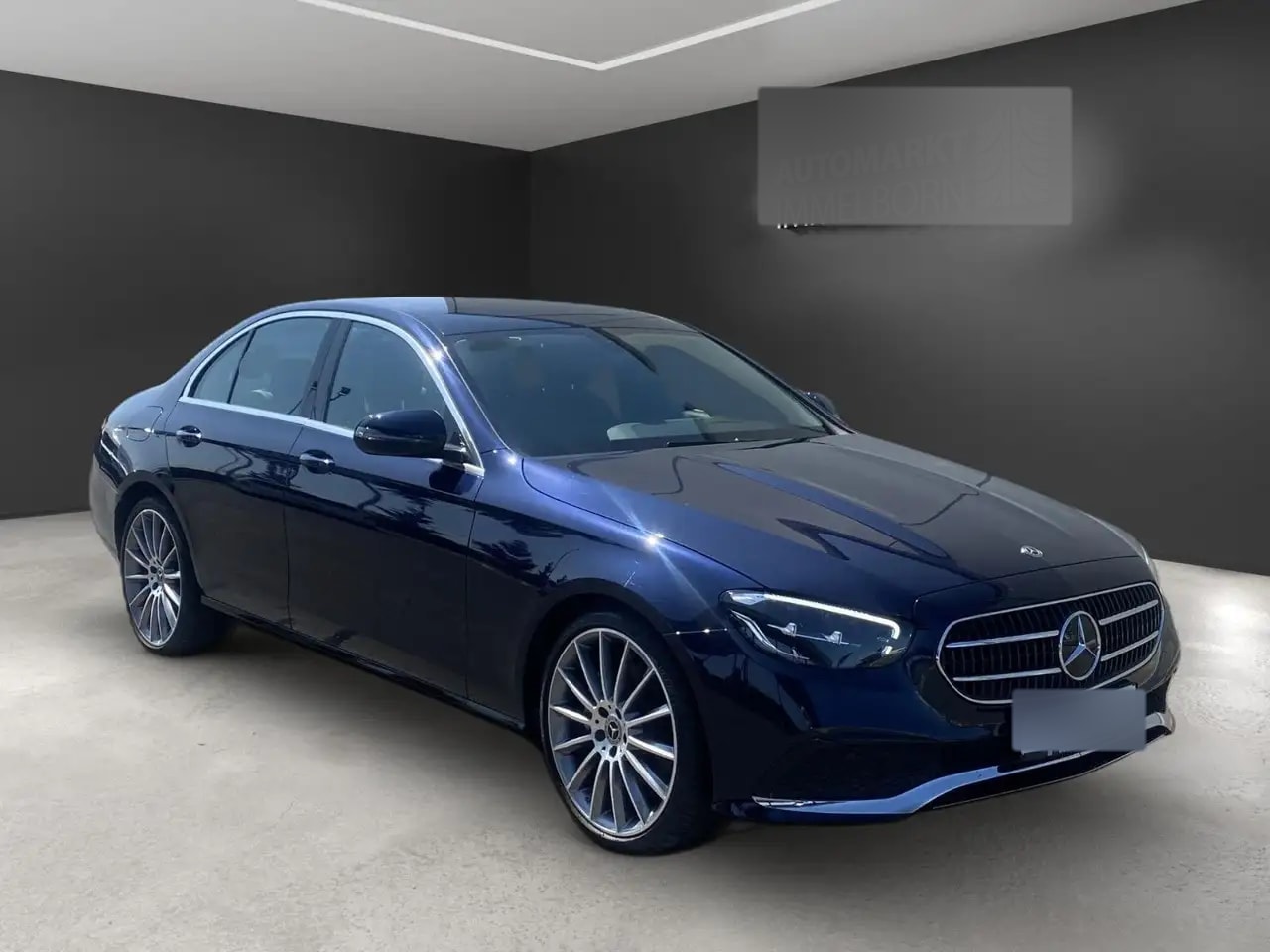 Mercedes-Benz E 200 AMG 20*VollLeder*LED*Memory*Wides