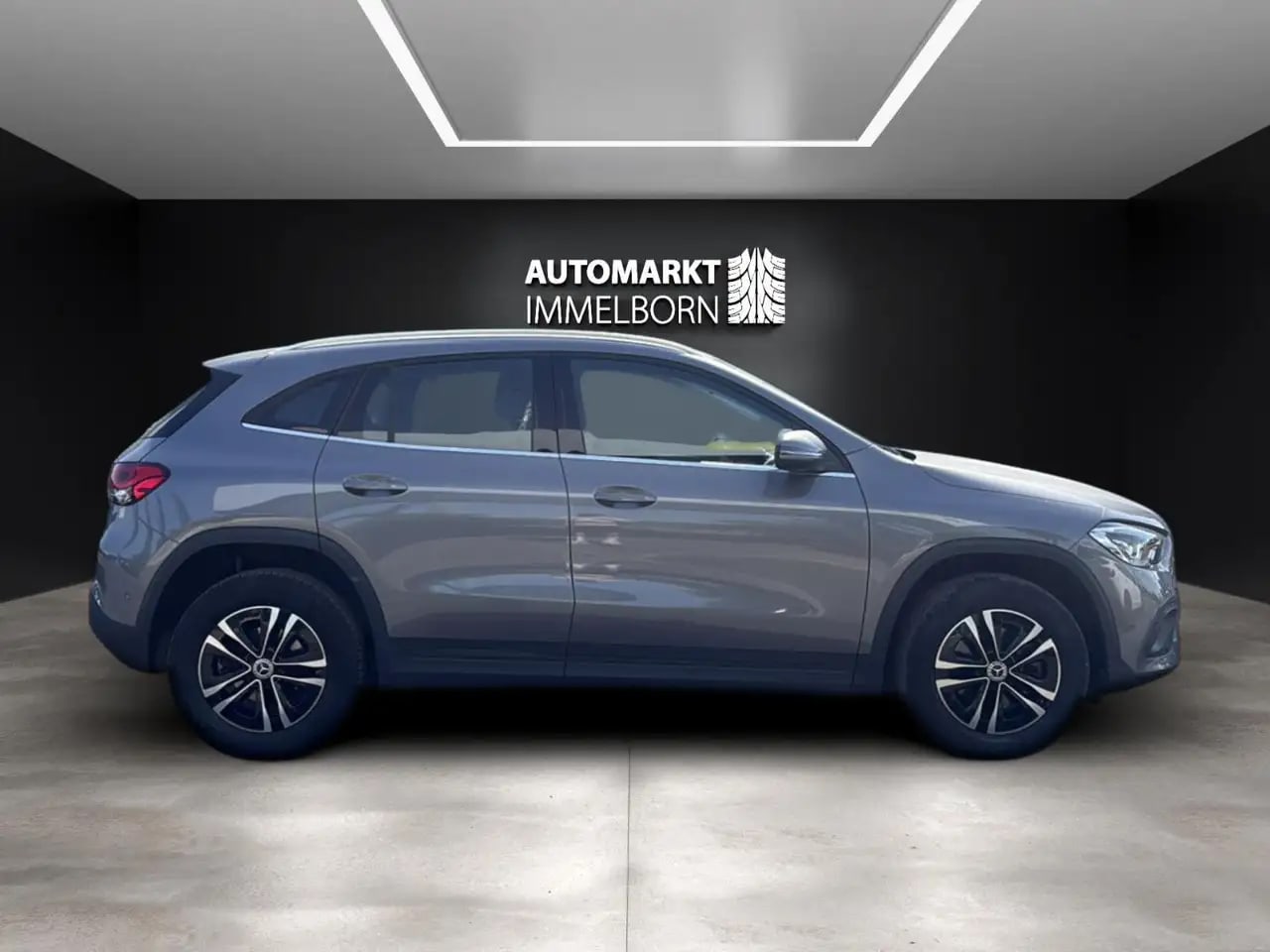Mercedes-Benz GLA 180 d MBUX*Kamera*LED*Navi*17*DAB*1Hand 7