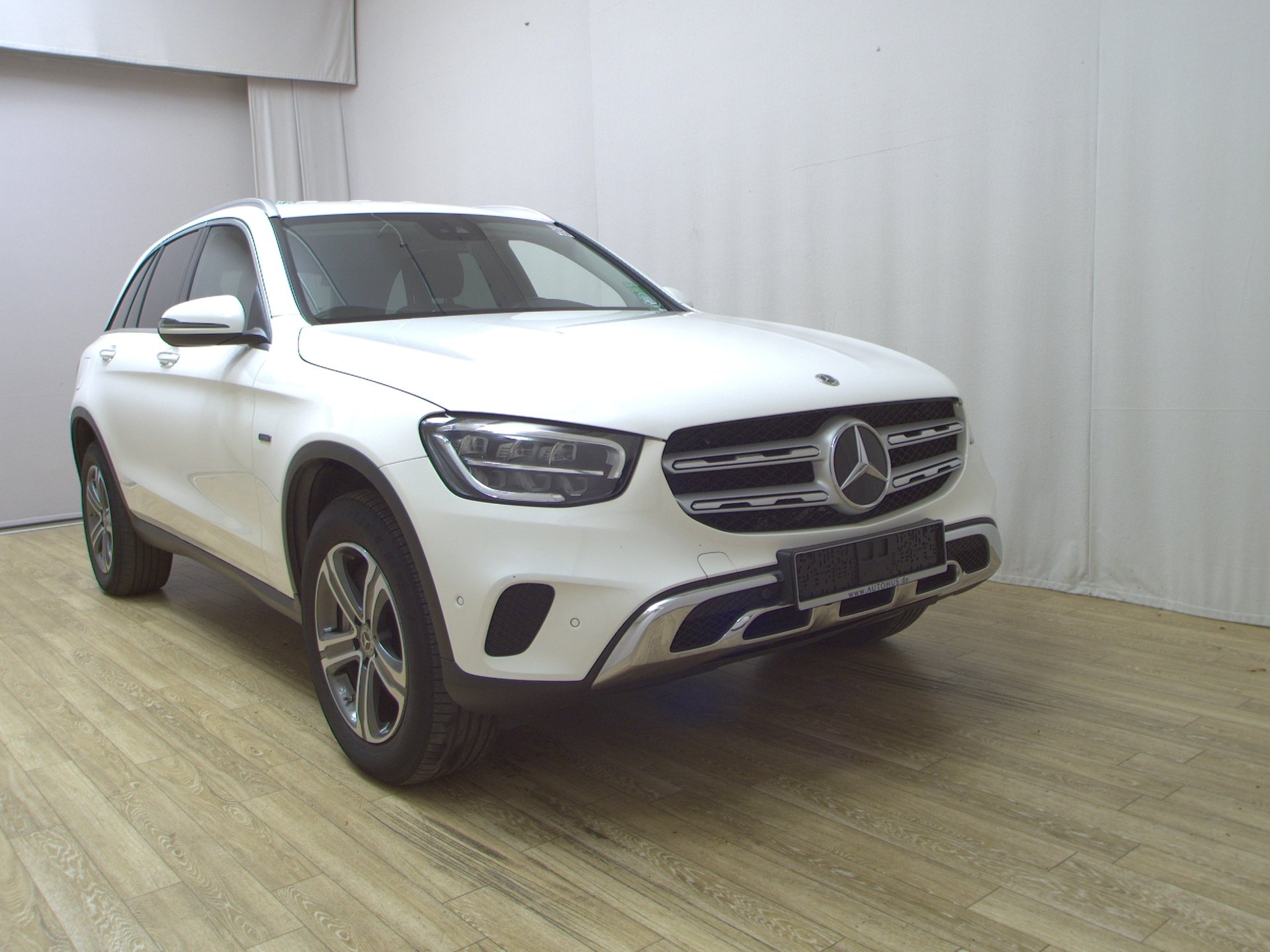 Mercedes-Benz GLC 300 e 4M Off-Road Leder Navi LED AHK RfK 3