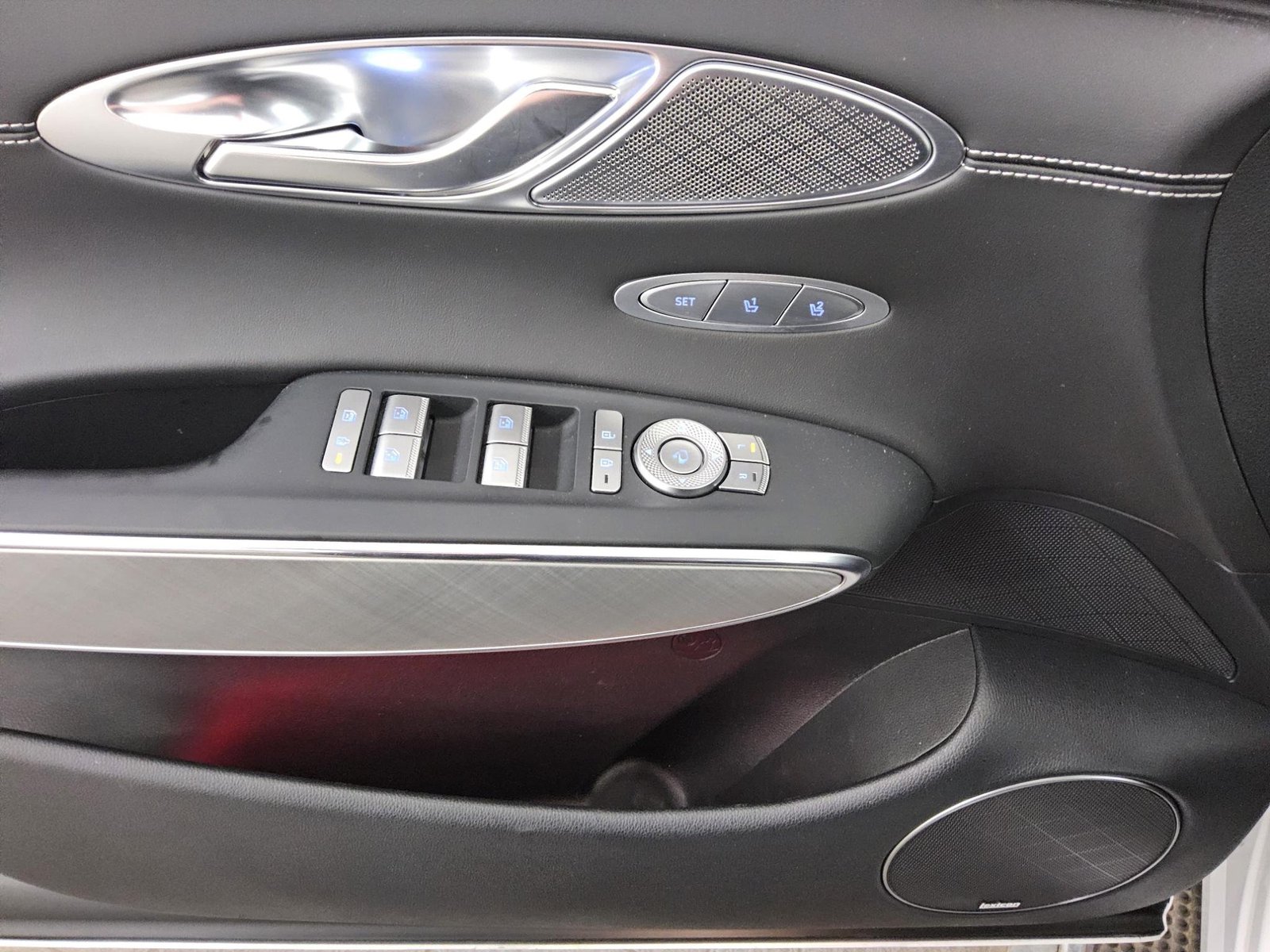 Genesis GV70 AWD LED Leder HuD Sound RFK SHZ 10