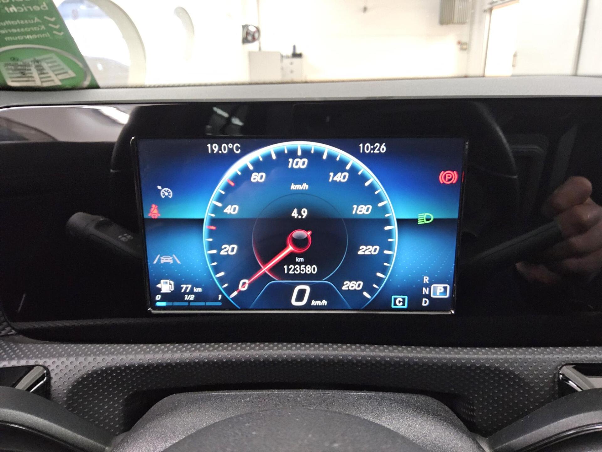 Mercedes-Benz CLA 220 SB d Progressive T-Leder Navi RfK PDC 8