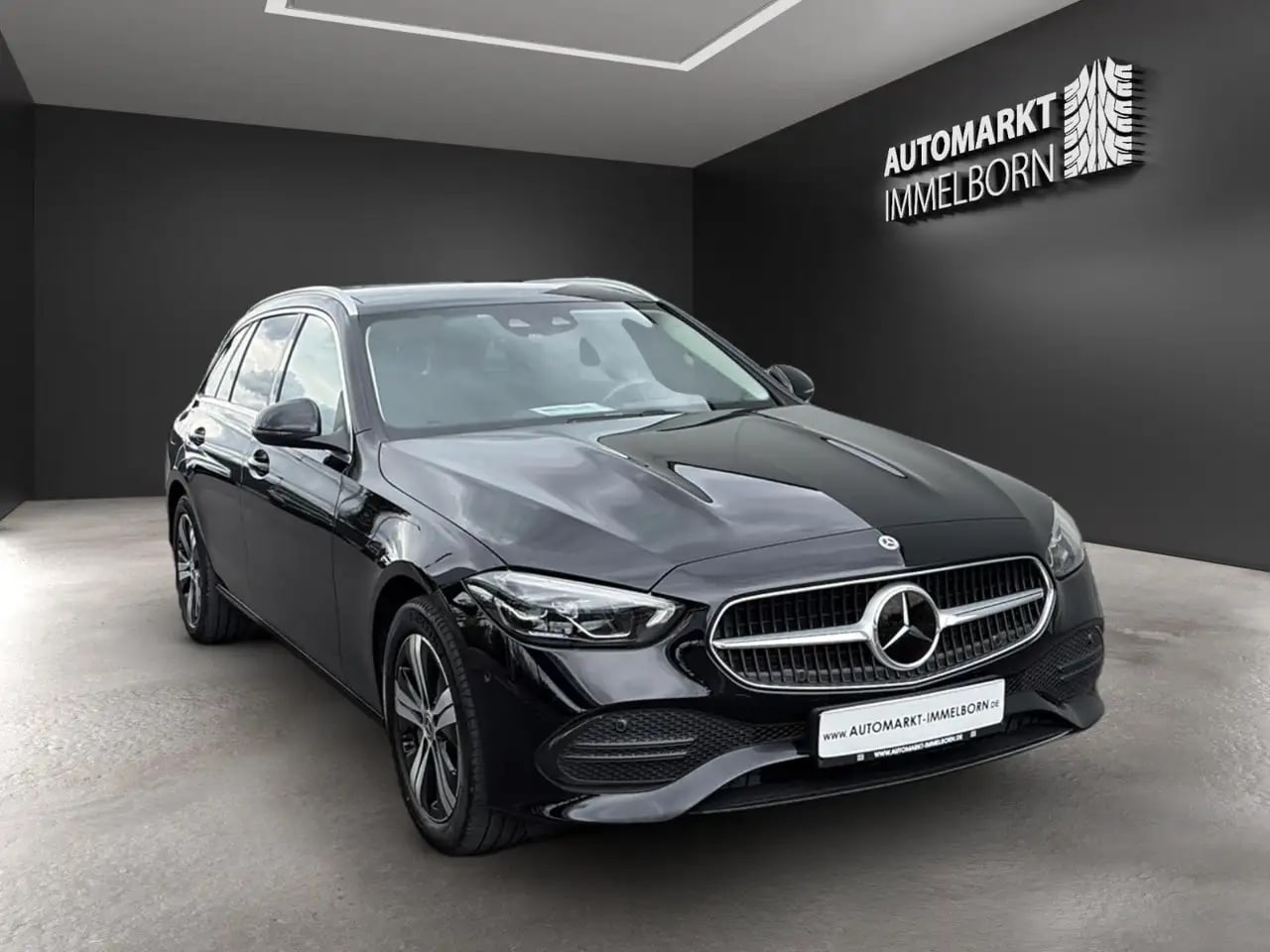 Mercedes-Benz C 300 e Pano*Distro*AHK*Kamera*LED*Leder*18*DAB 2