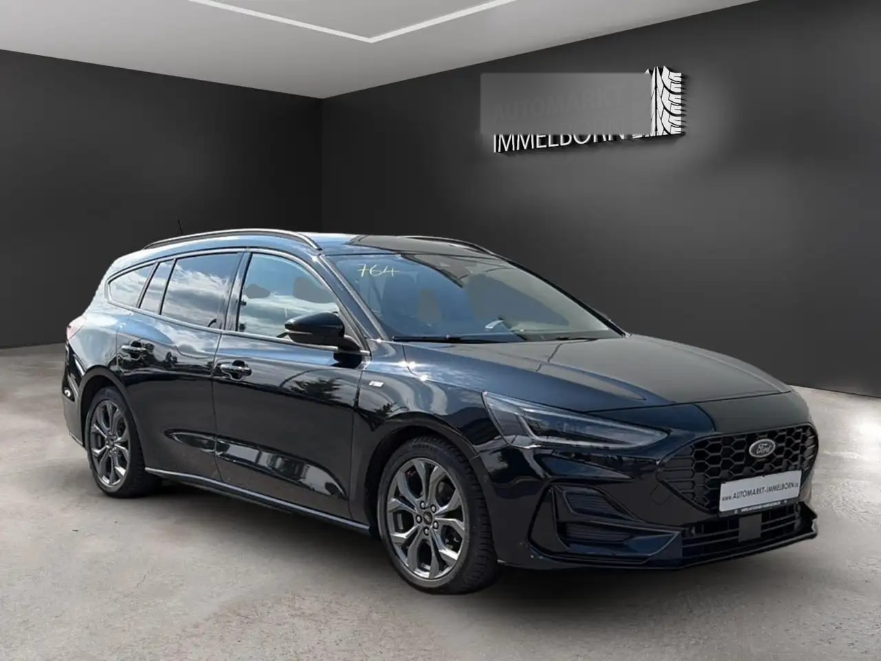 Ford Focus ST-Line X Pano*Matrix*AHK*B&O*ACC*17*Winte