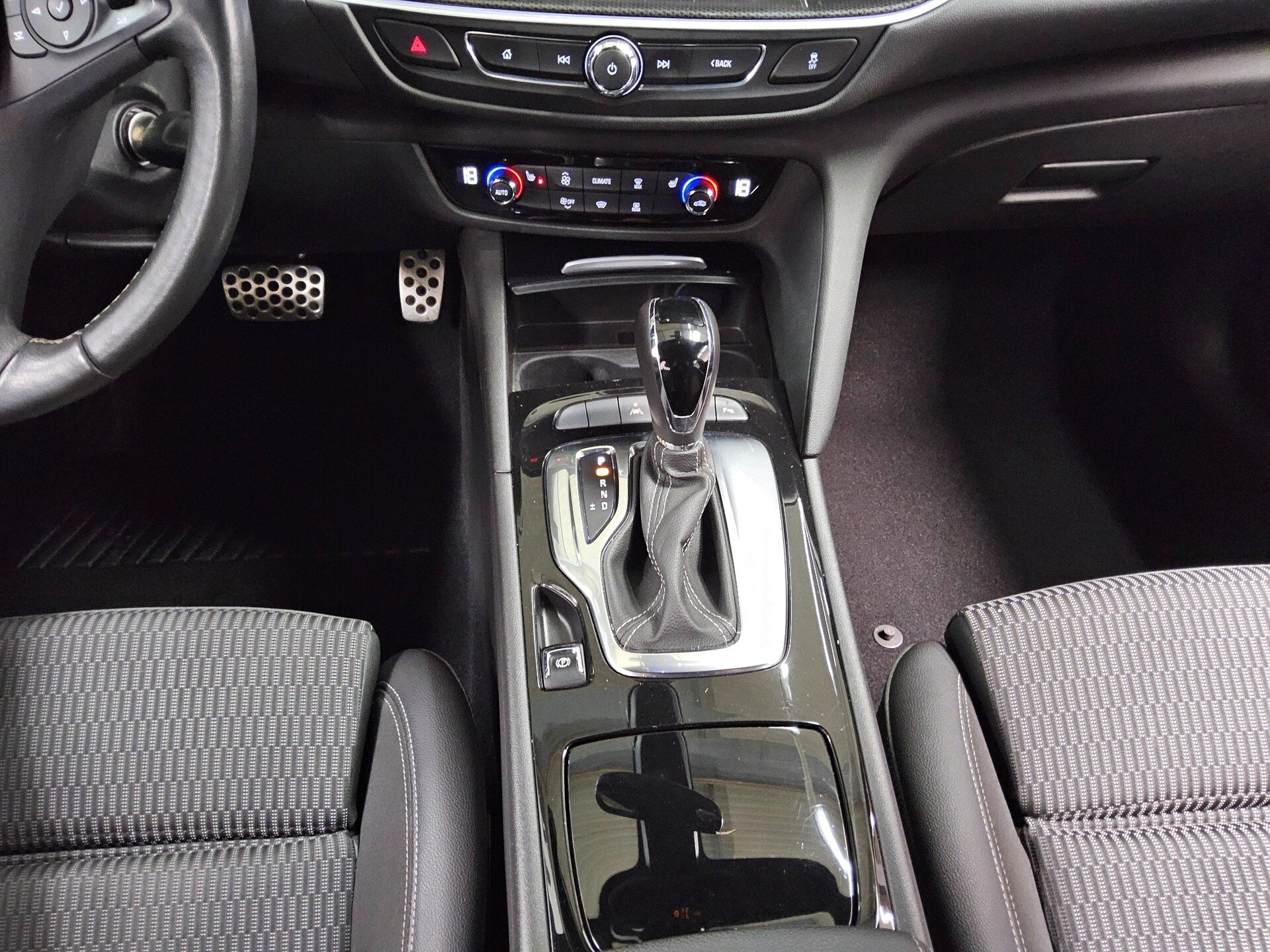 Opel Insignia ST 2.0 D Elegance T-Leder Navi LED RFK 6