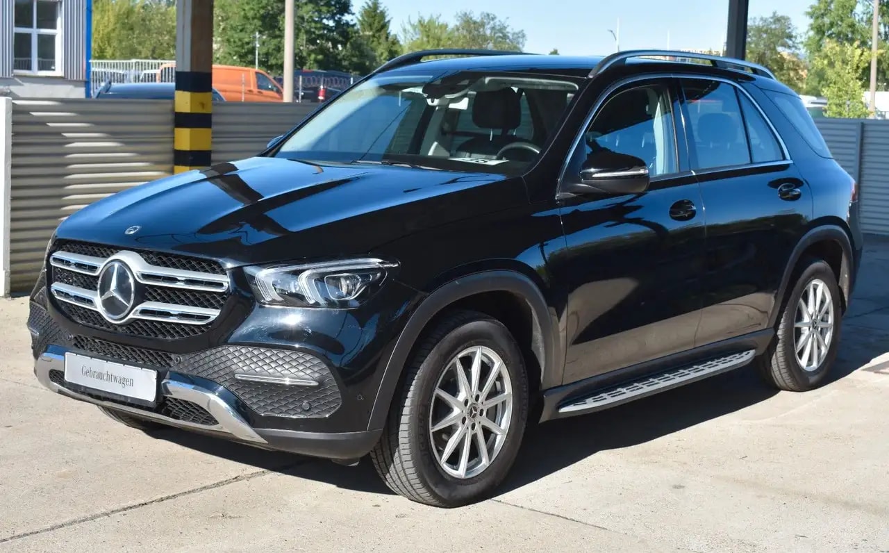 Mercedes-Benz GLE 300 d 4M 9G KAMERA MULTIBEAM LED AHK WEBASTO