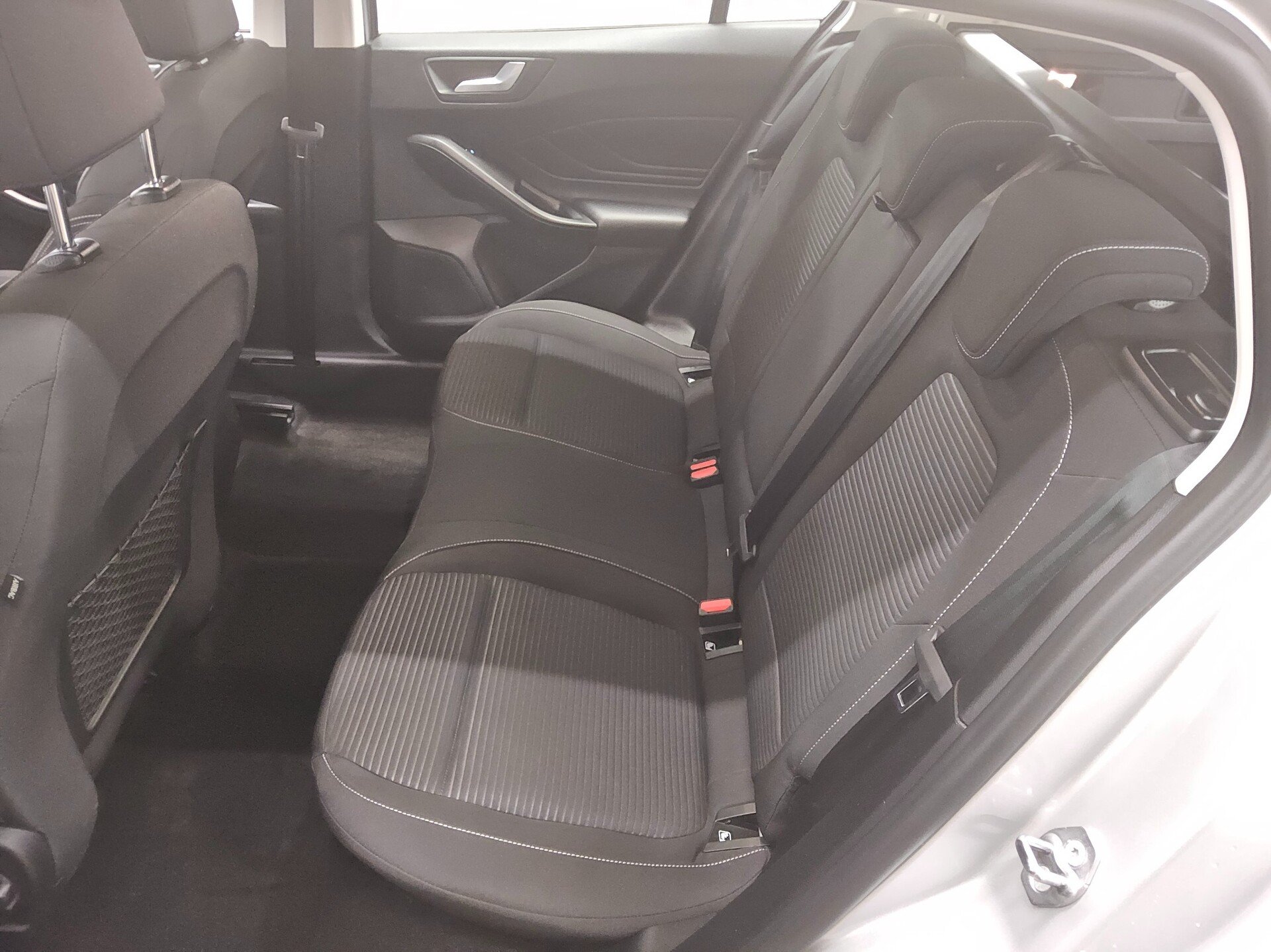 Ford Focus Turnier 1.0 EB Titanium Navi LED RFK 13