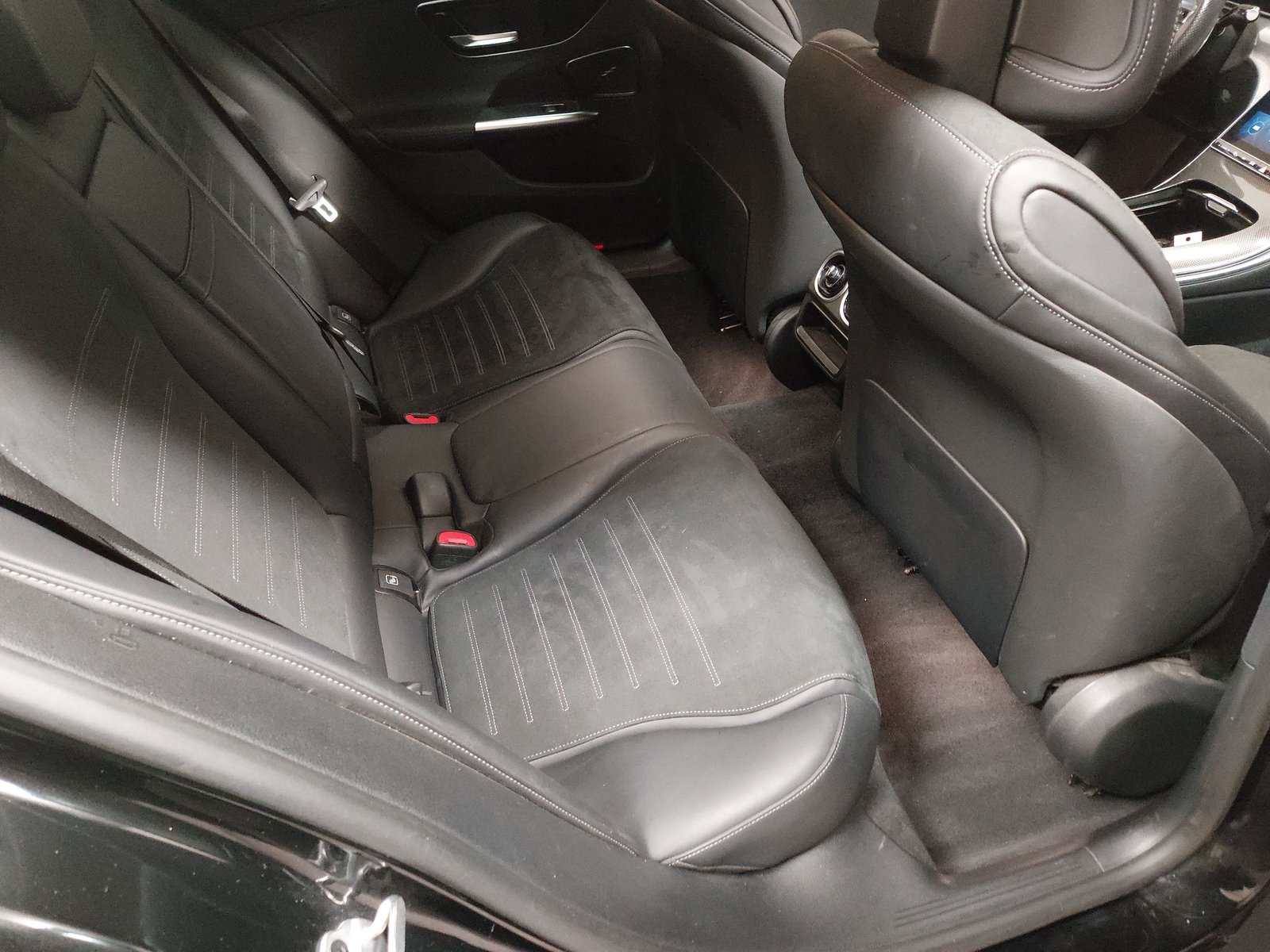 Mercedes-Benz MB C 300 T e AMG-Line T-Leder Navi LED Pano AHK 12