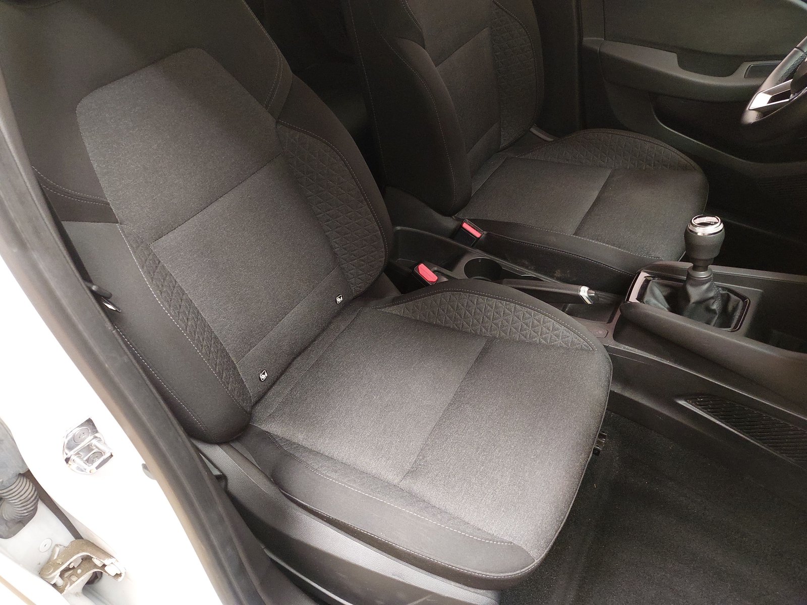 Renault Clio 1.5 BLUE dCi Business Ed. NAVI LED SHZ PDC BT 10