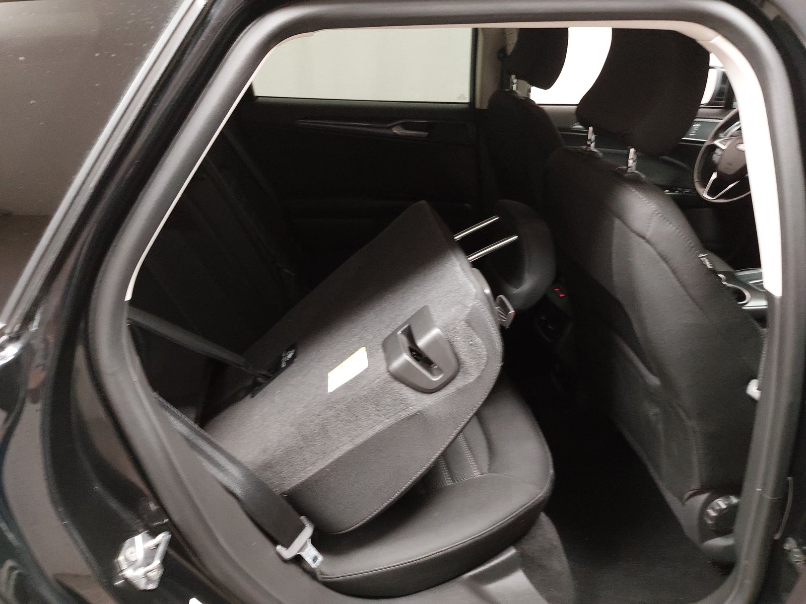 Ford Mondeo Turnier 2.0 EB Titanium SHZ 12
