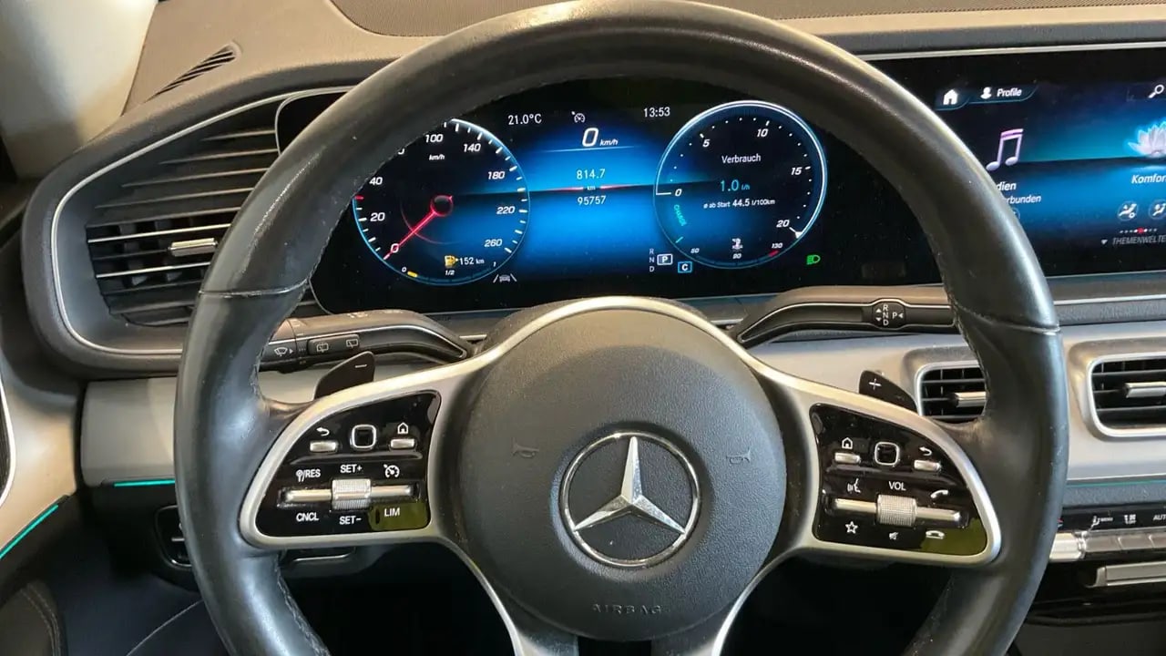 Mercedes-Benz GLE 300 d Panorama*AHK*MagicVision*STHZG*LED 10