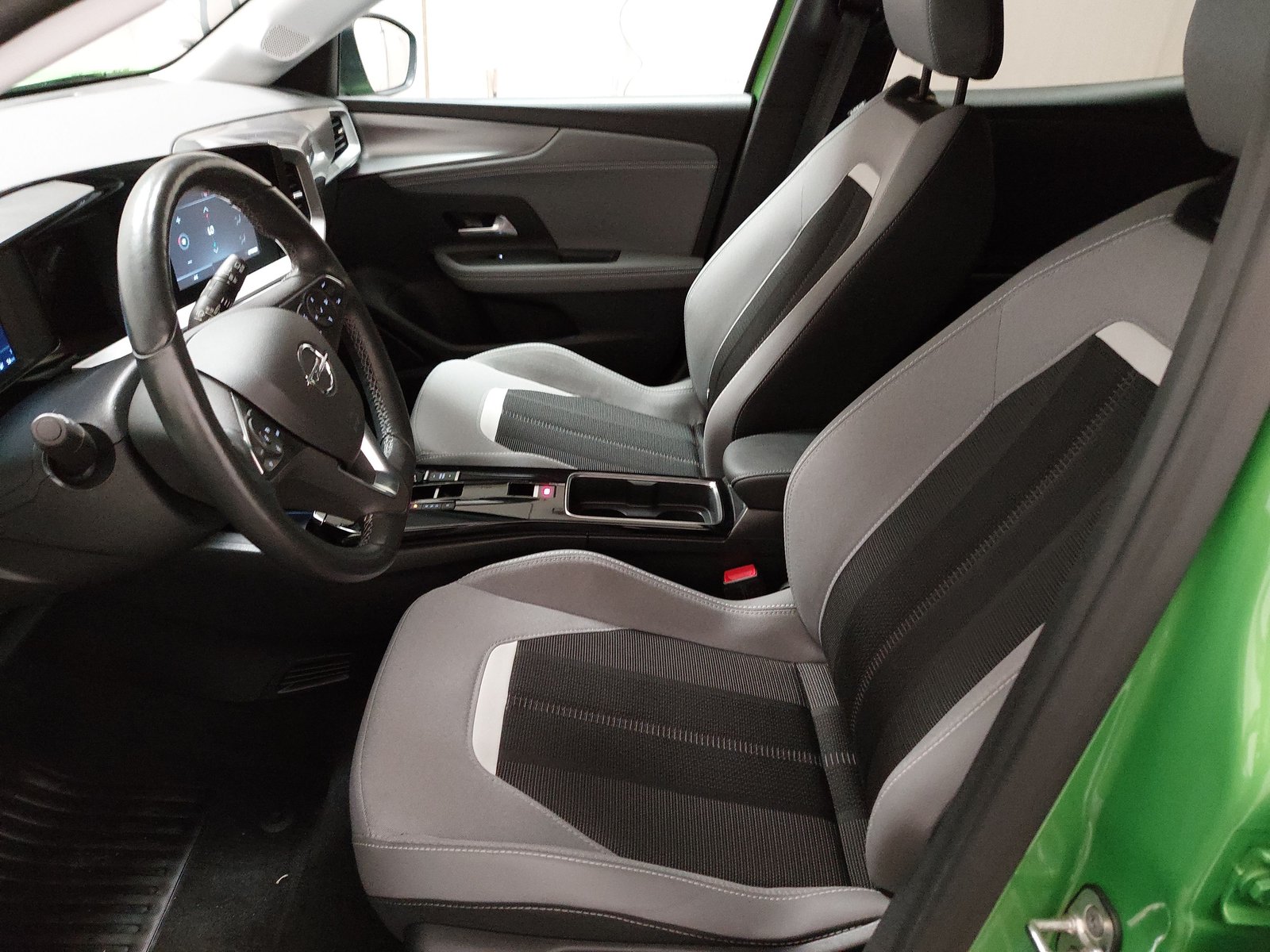 Opel Mokka-e Elegance NAVI CARPLAY ANDROID KLIMAAUT PDC 6