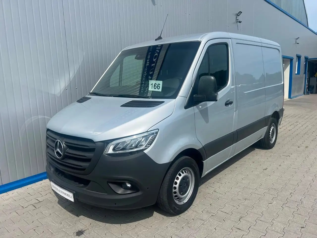 Mercedes-Benz Sprinter 314 AUTOMATIK NAVI TOTWINKEL KAMERA LED