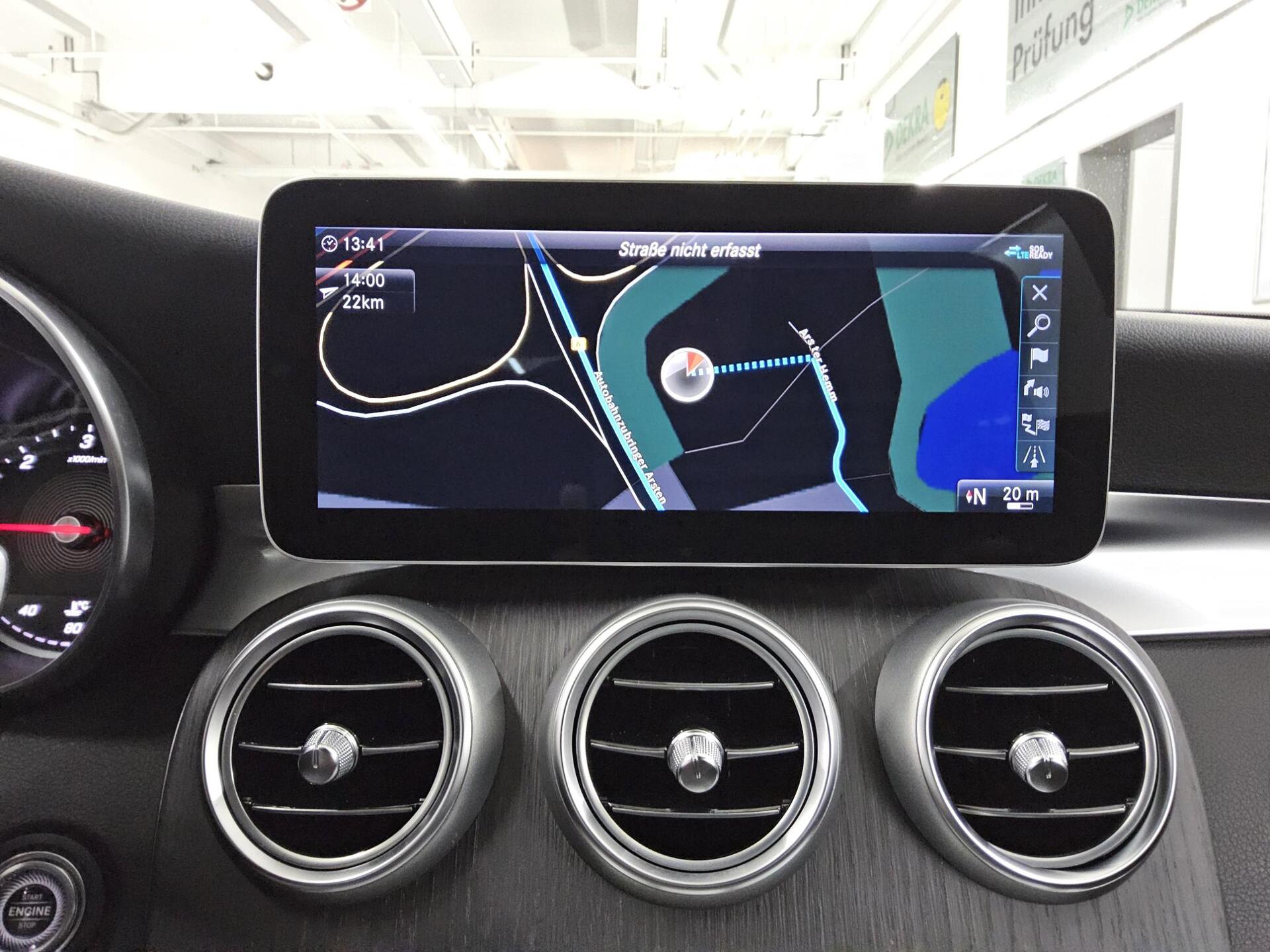 Mercedes-Benz C 220 T d Avantgarde Navi LED Burmester Distr.+ 7