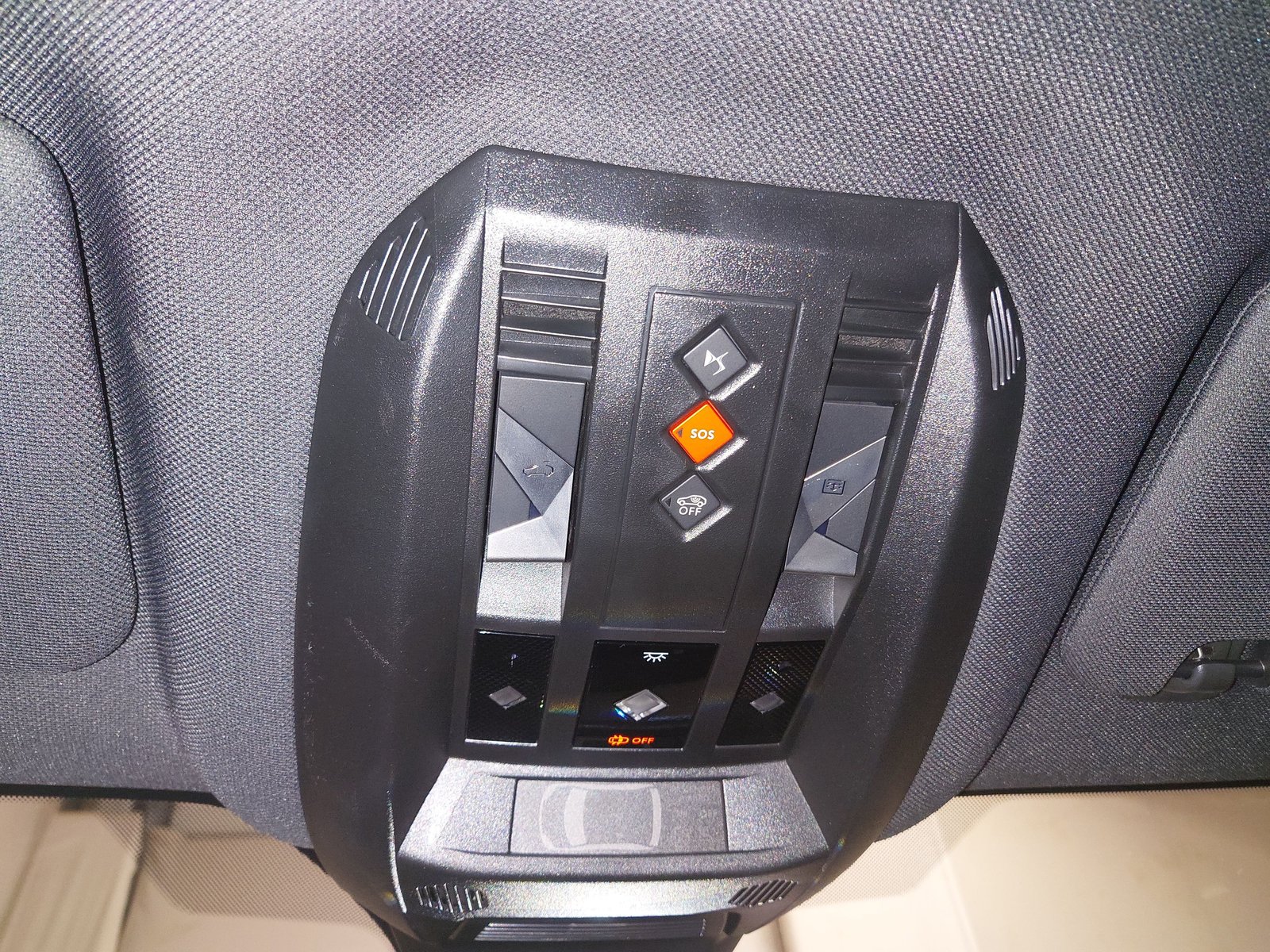 DS DS7 1.5 BlueHDI Performance Line NAVI LED LEDER SHZ RFK 16
