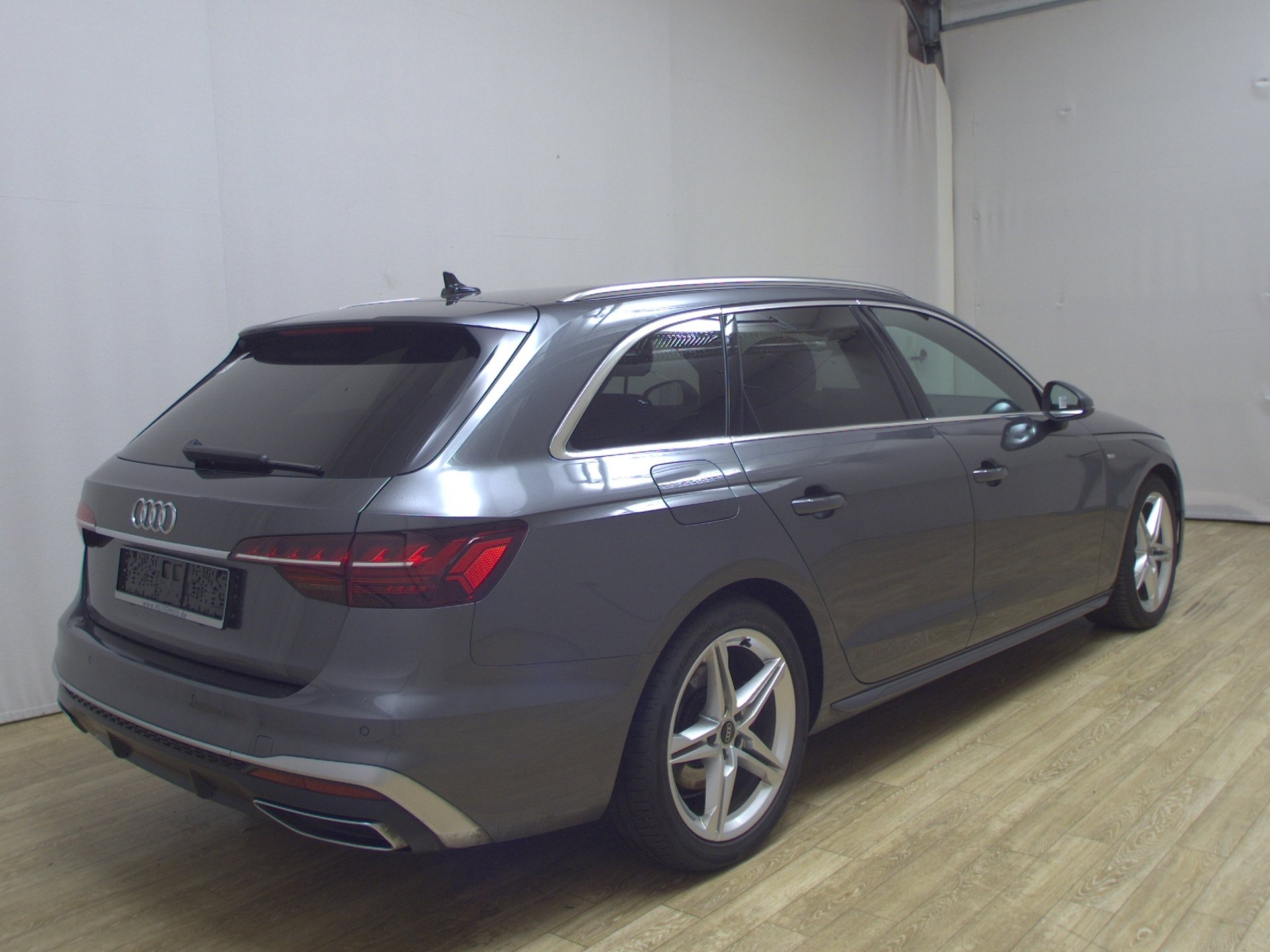 Audi A4 Avant 40 TDI S-Line T-Leder Navi vc LED 4