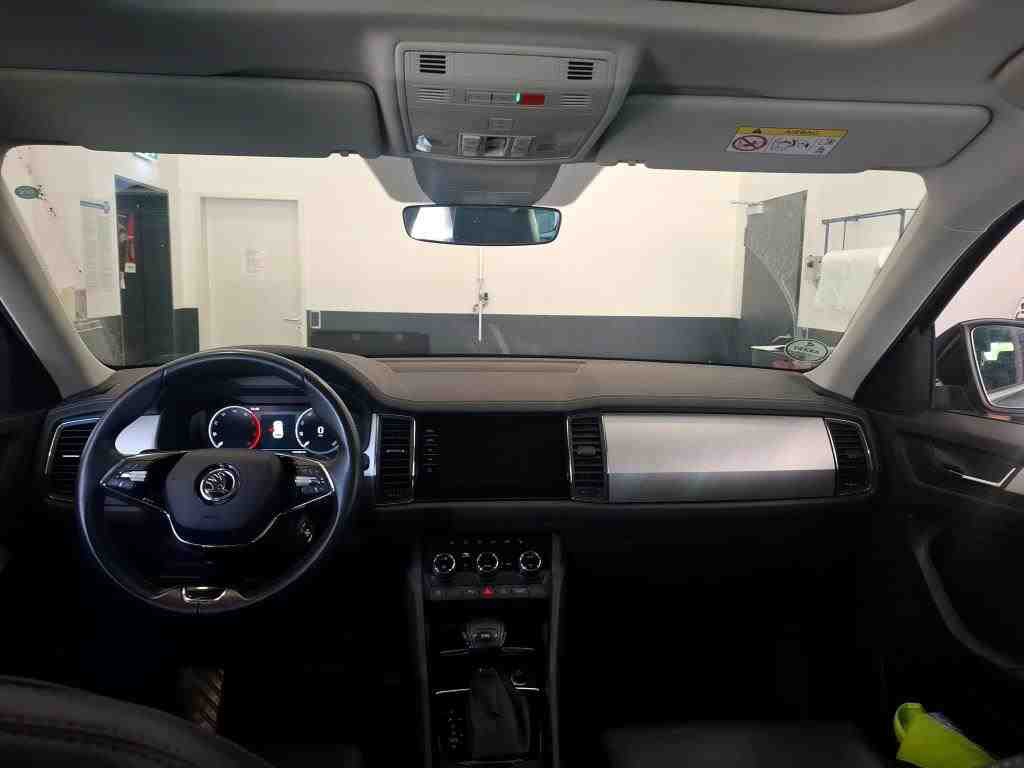 Skoda Kodiaq 2.0 TDI SportLine 7-SITZE NAVI LED RADIO AID 5