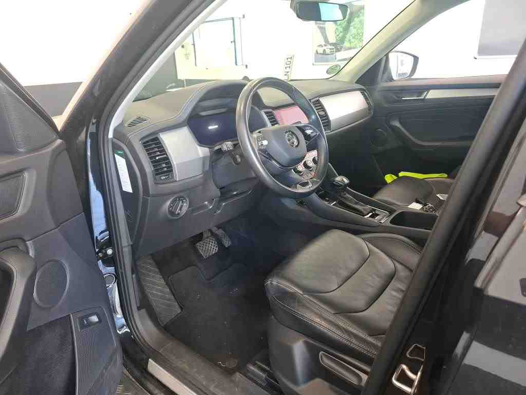 Skoda Kodiaq 2.0 TDI SportLine 7-SITZE NAVI LED RADIO AID 6