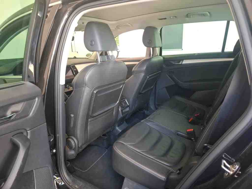 Skoda Kodiaq 2.0 TDI SportLine 7-SITZE NAVI LED RADIO AID 7