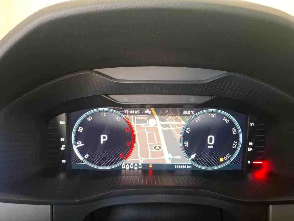 Skoda Kodiaq 2.0 TDI SportLine 7-SITZE NAVI LED RADIO AID 10