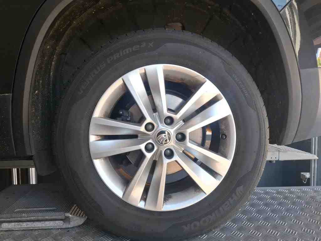 Skoda Kodiaq 2.0 TDI SportLine 7-SITZE NAVI LED RADIO AID 12