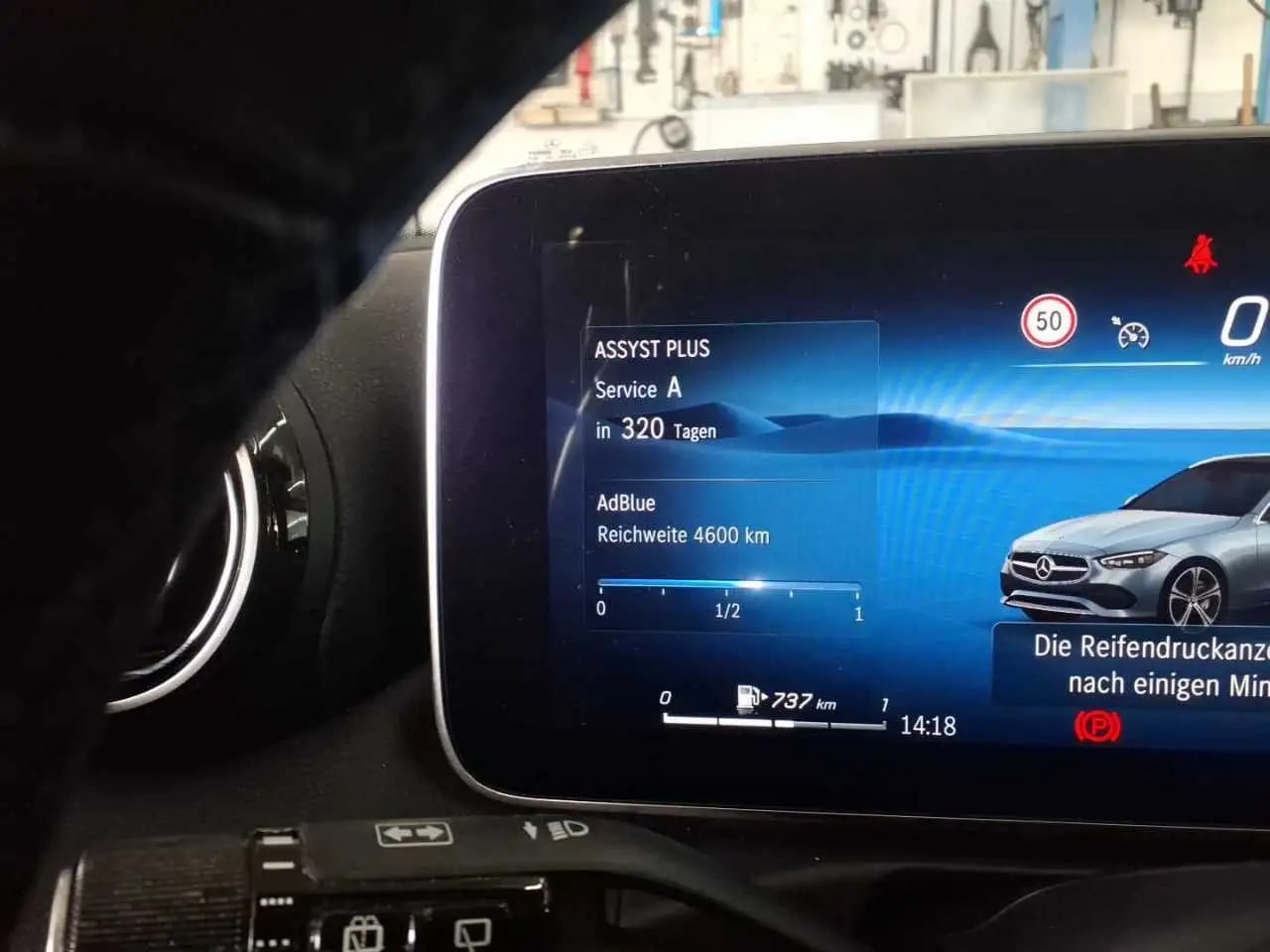 Mercedes-Benz C 200 d LCDDisplay*Navi*LED*Kamera*17*DAB*1Hand 12