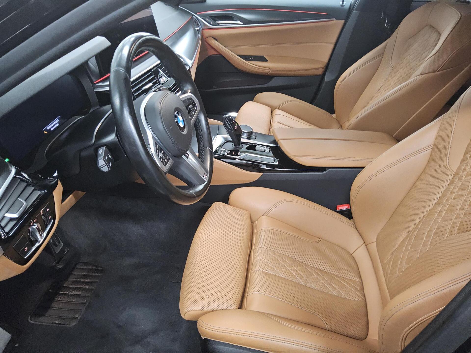 BMW 520dA Touring xDr M-Sport Navi LED LC-Pro RFK 9